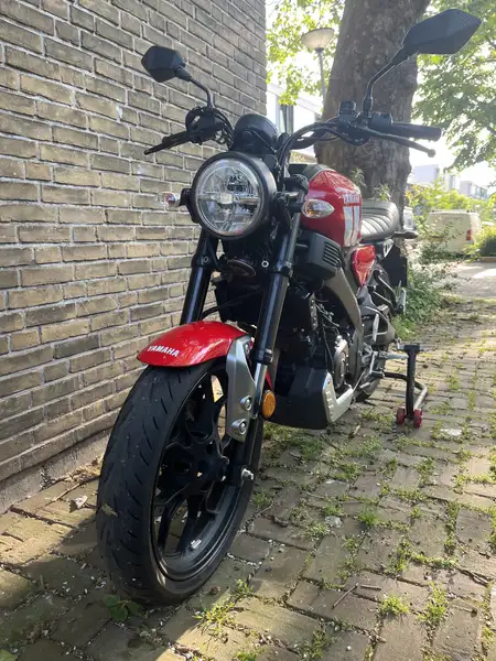 Yamaha XSR 125 - foto 6