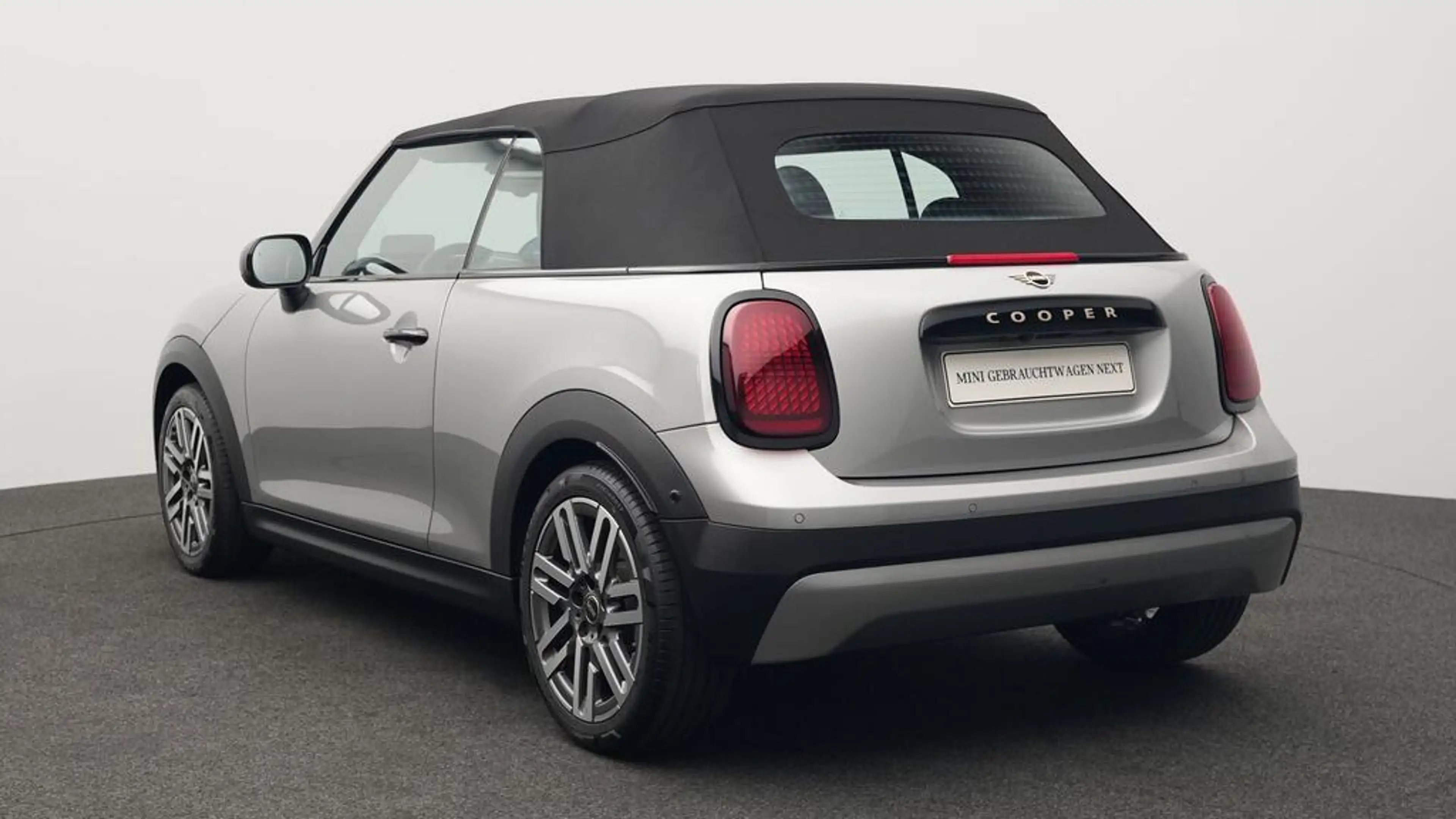 MINI Cooper C Cabrio Classic Trim — photo 4