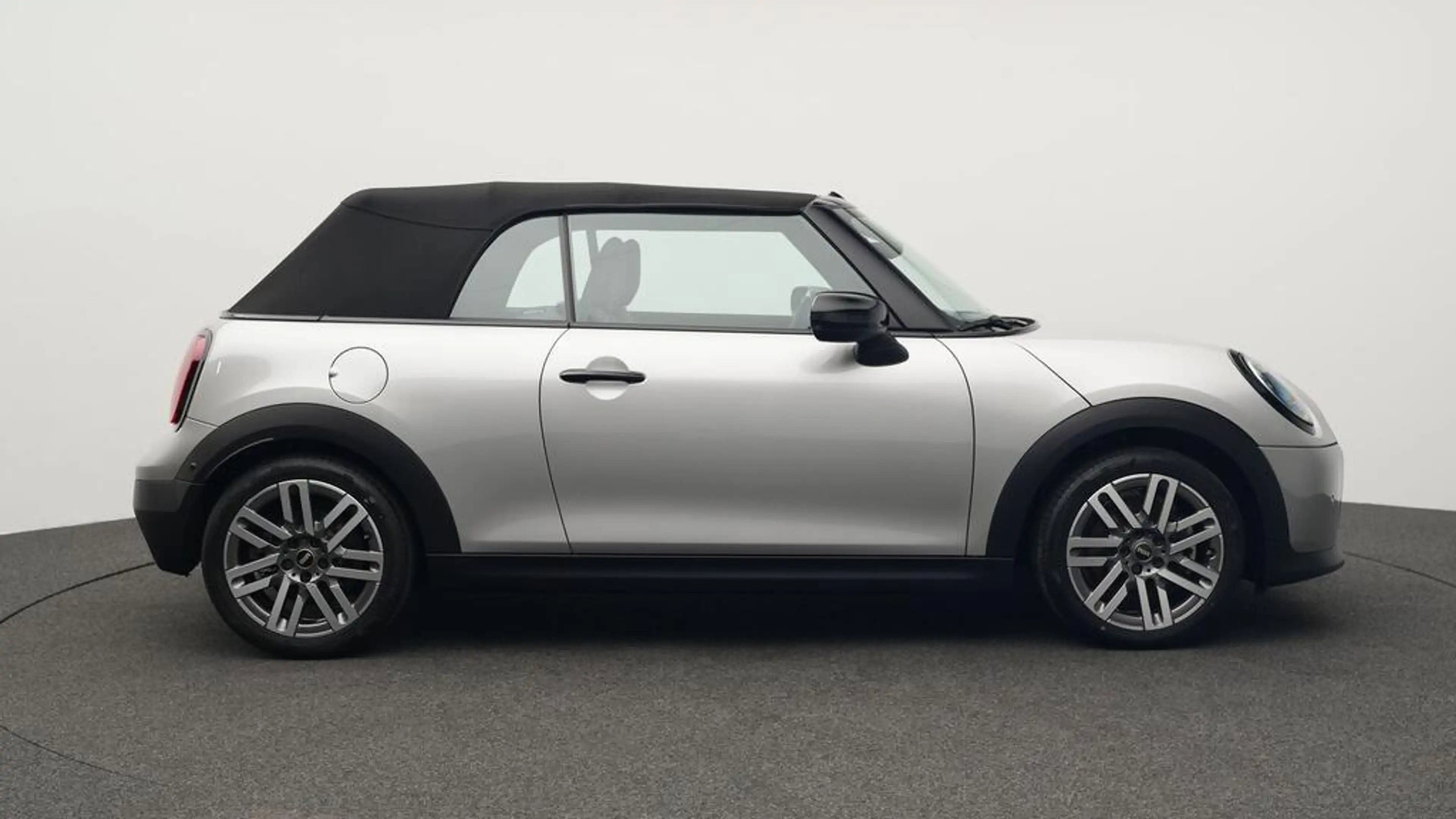 MINI Cooper C Cabrio Classic Trim — photo 3