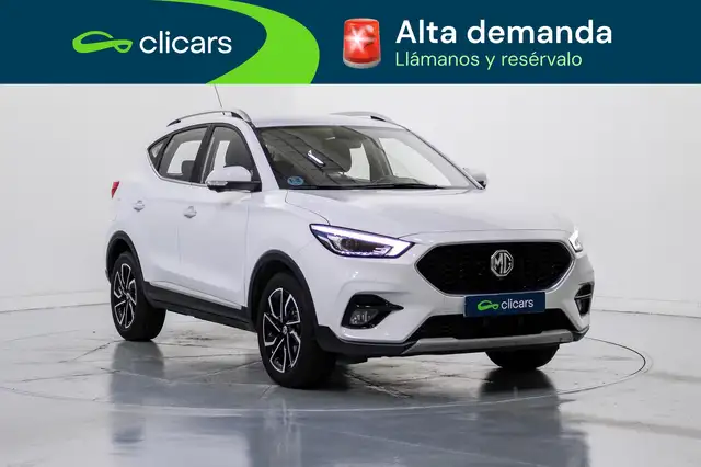 MG ZS view 3