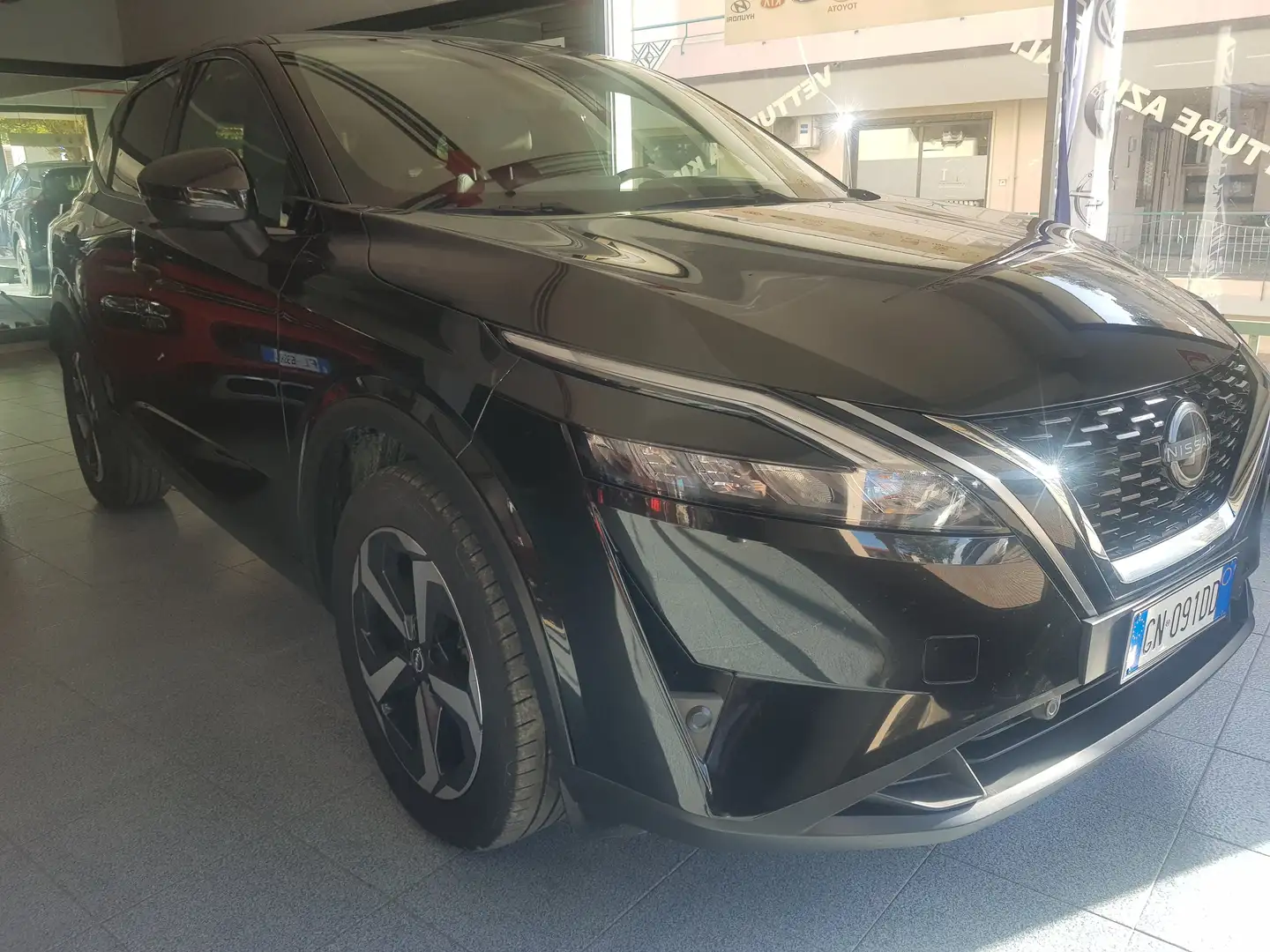 Nissan Qashqai Qashqai 1.3 mhev N-Connecta 2wd 158cv xtronic Negro - 1