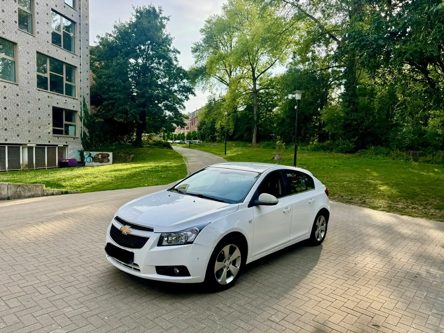 Chevrolet Cruze Cruze hatchback 2.0 TDCi LTZ Blanc - 1