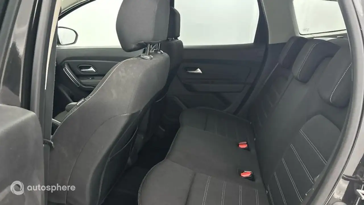 Dacia Duster — photo 13
