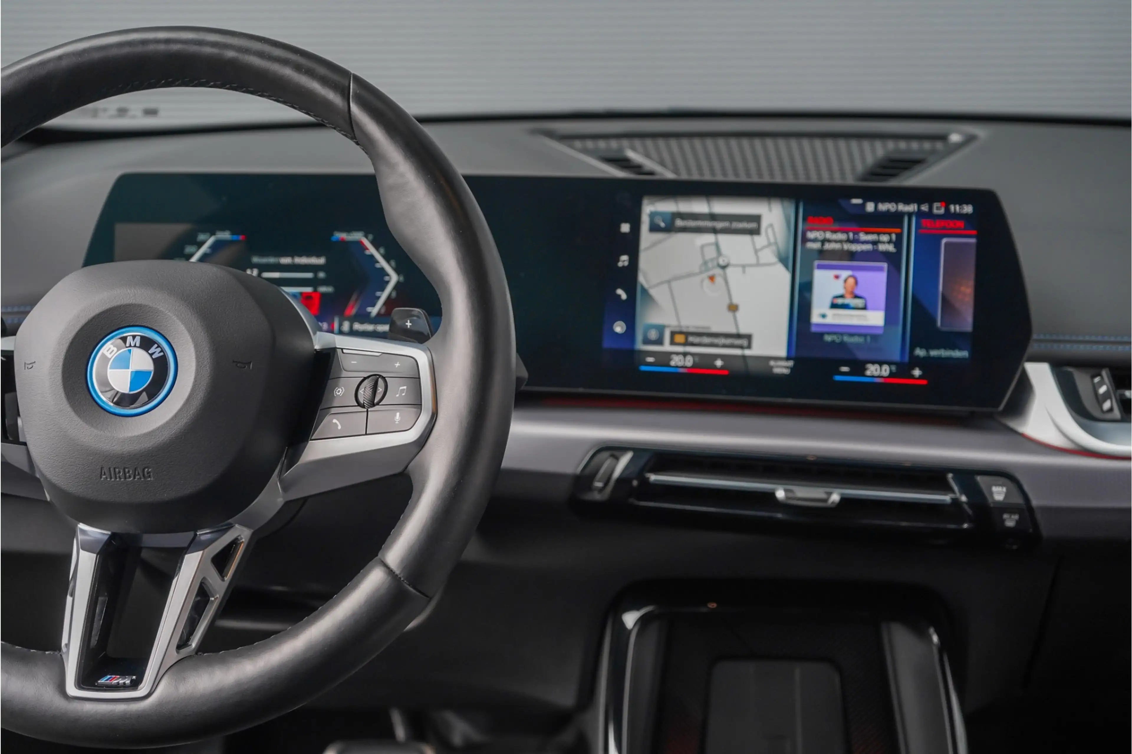 BMW X1 xDrive25e M-Sport Adaptief LED Keyless 99% SOH Sto — photo 22