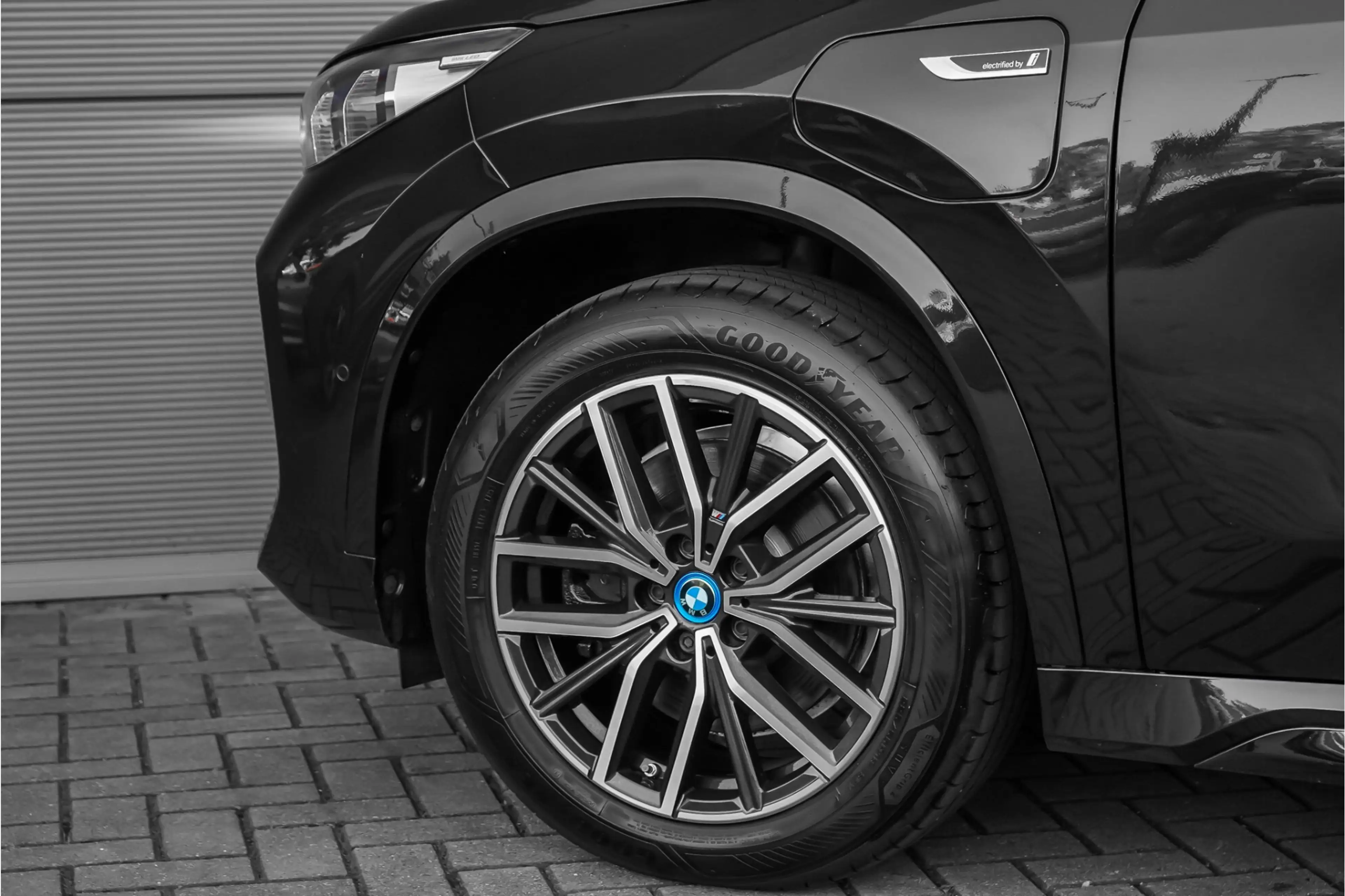 BMW X1 xDrive25e M-Sport Adaptief LED Keyless 99% SOH Sto — photo 19
