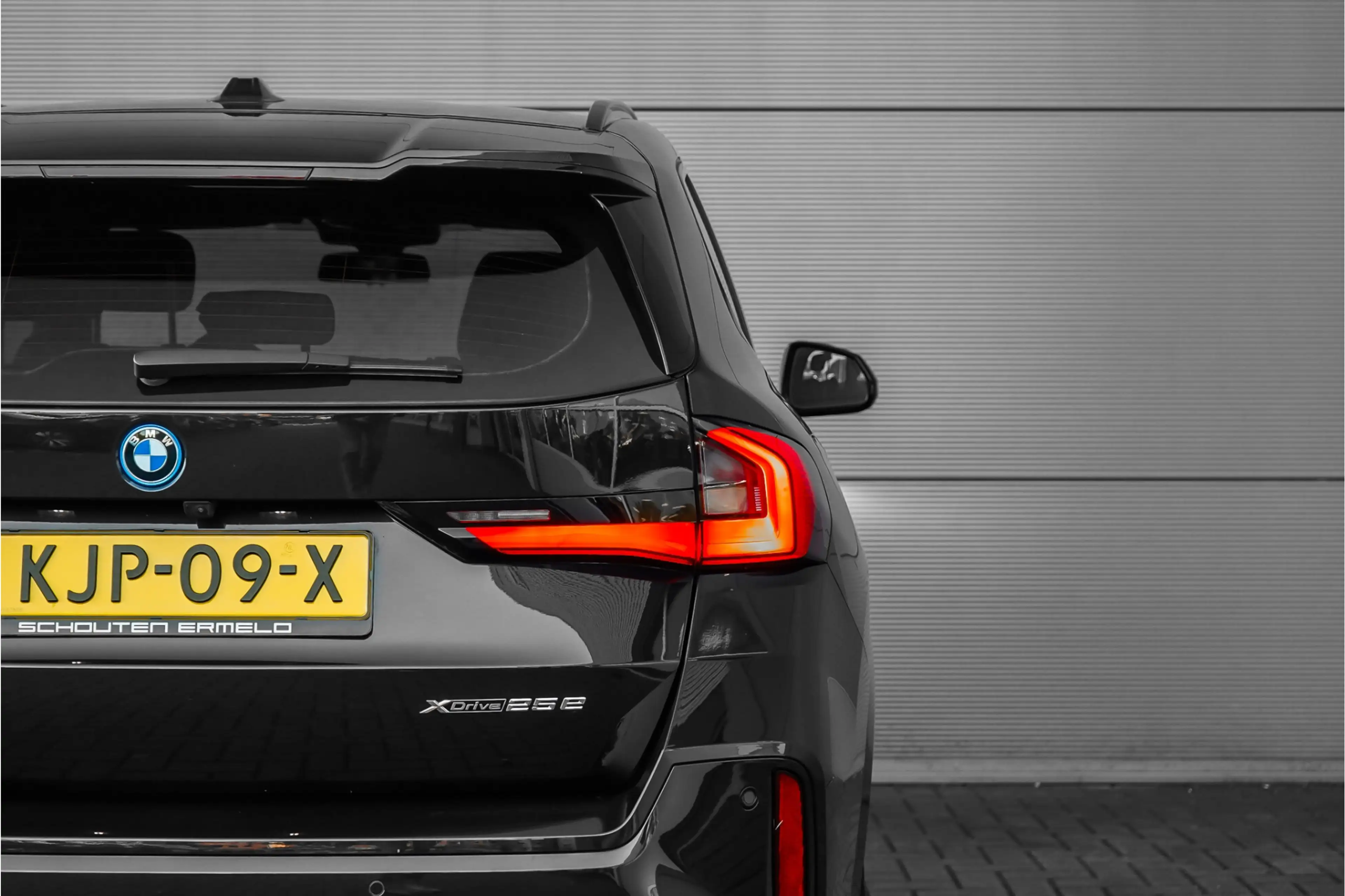 BMW X1 xDrive25e M-Sport Adaptief LED Keyless 99% SOH Sto — photo 17