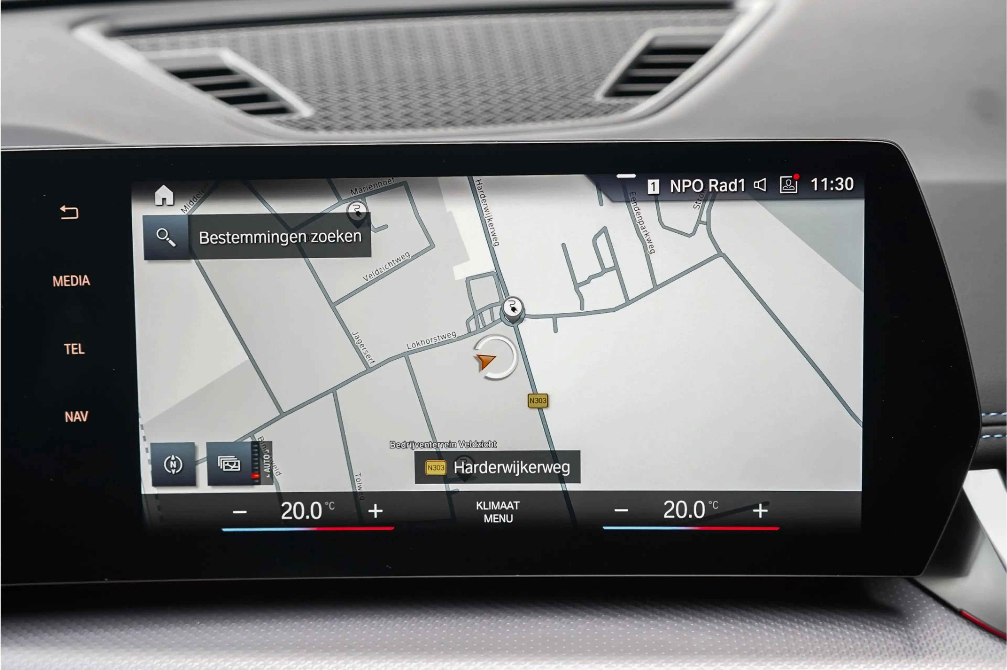 BMW X1 xDrive25e M-Sport Adaptief LED Keyless 99% SOH Sto — photo 24