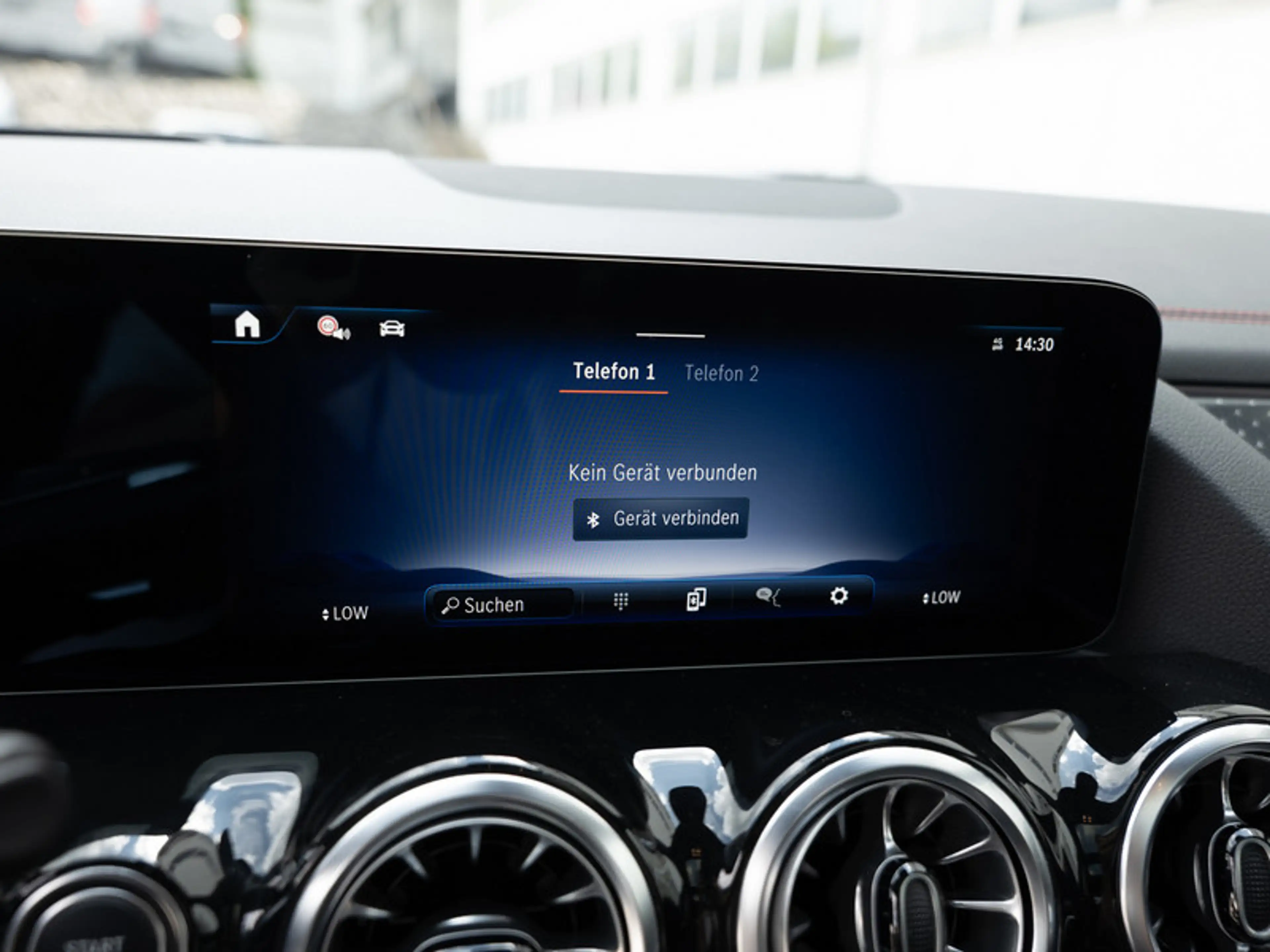 Mercedes-Benz EQA 350 4M AMG-Sport/Pano/Burm/AHK/Distr/Night — photo 12