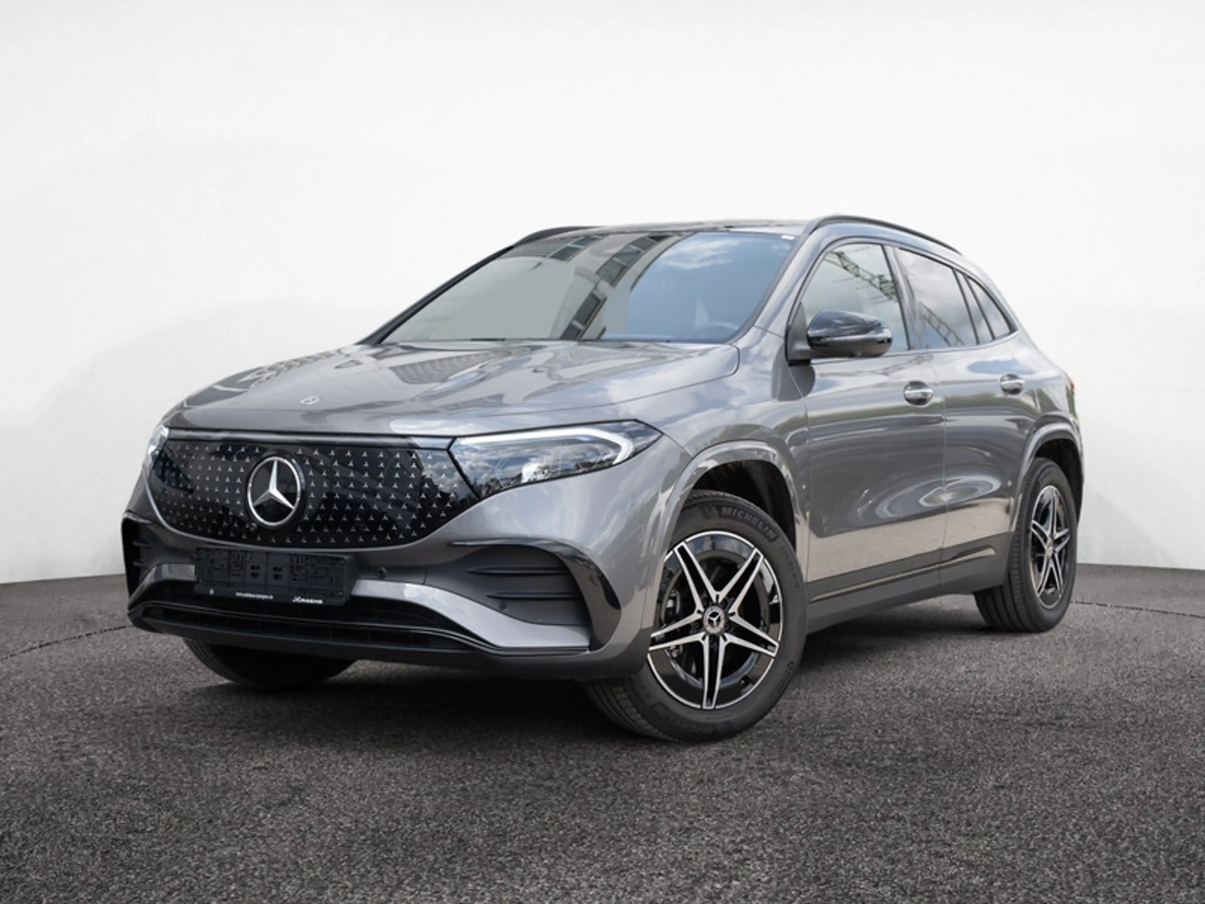 Mercedes-Benz EQA 350 4M AMG-Sport/Pano/Burm/AHK/Distr/Night — photo 2