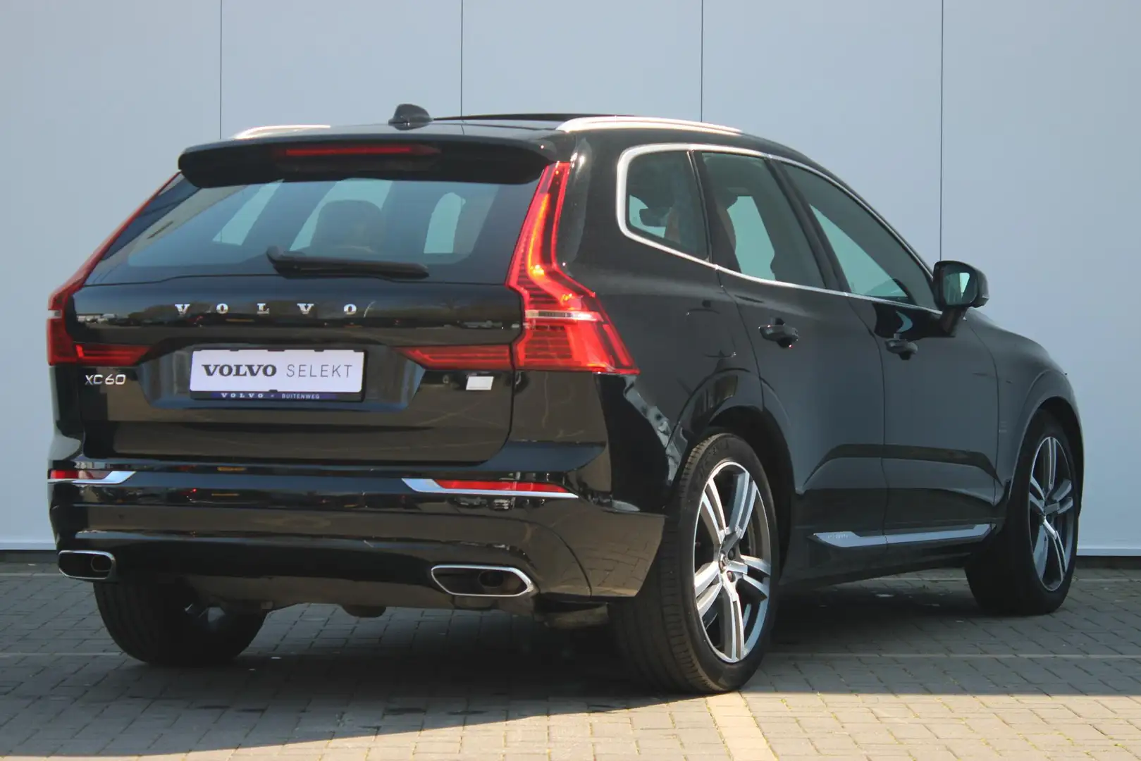 Volvo XC60 T6 AWD AUT8 340PK Inscription | 360 Camera | Power Noir - 2