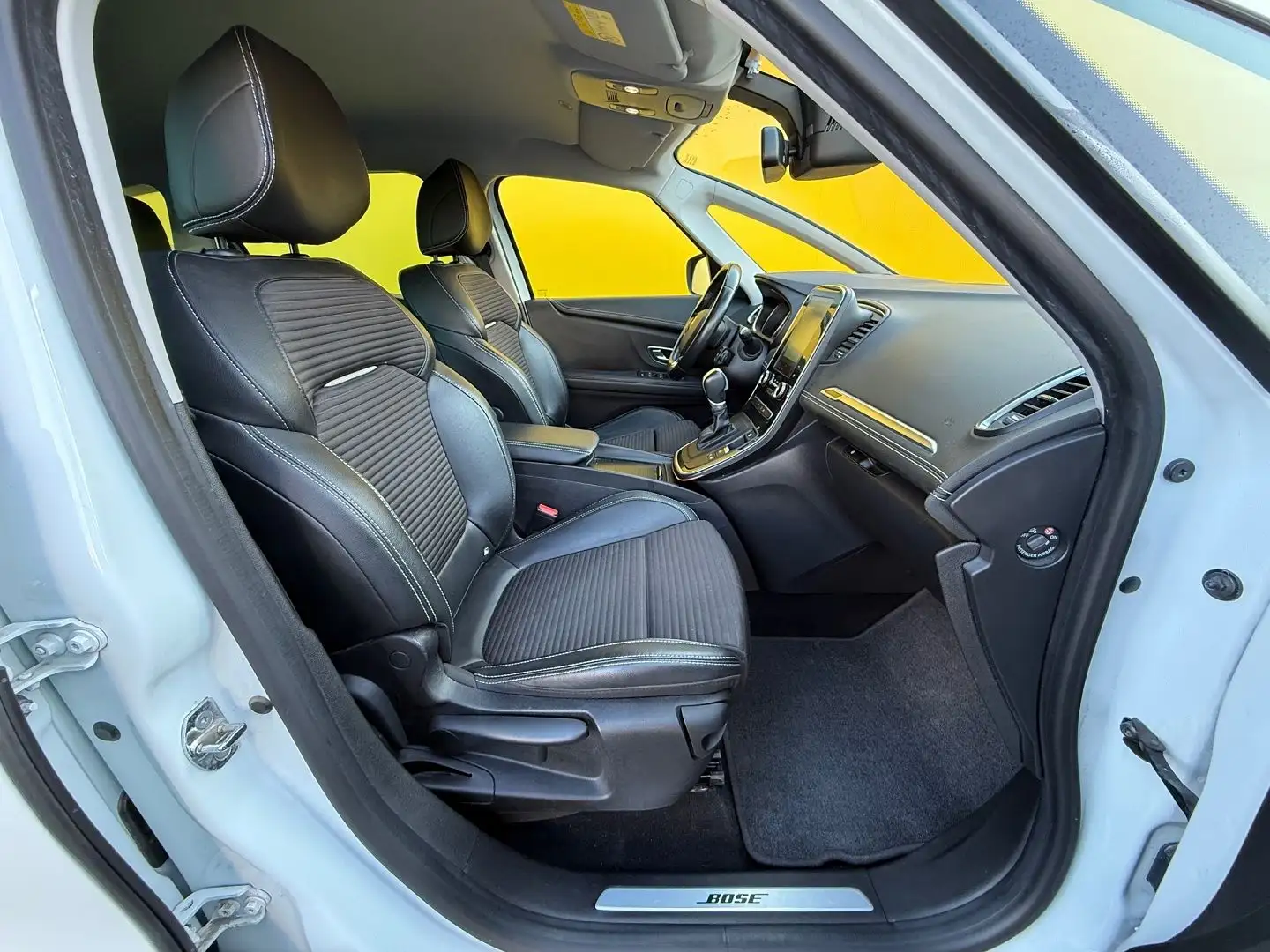 Renault Scenic 1.3 TCE 140CH FAP INTENS EDC Blanc - 2