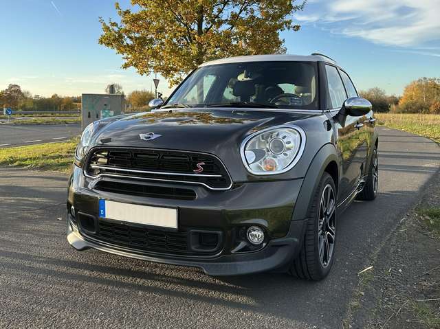 Imagine MINI Cooper S Countryman John Cooper Works Chili Paket