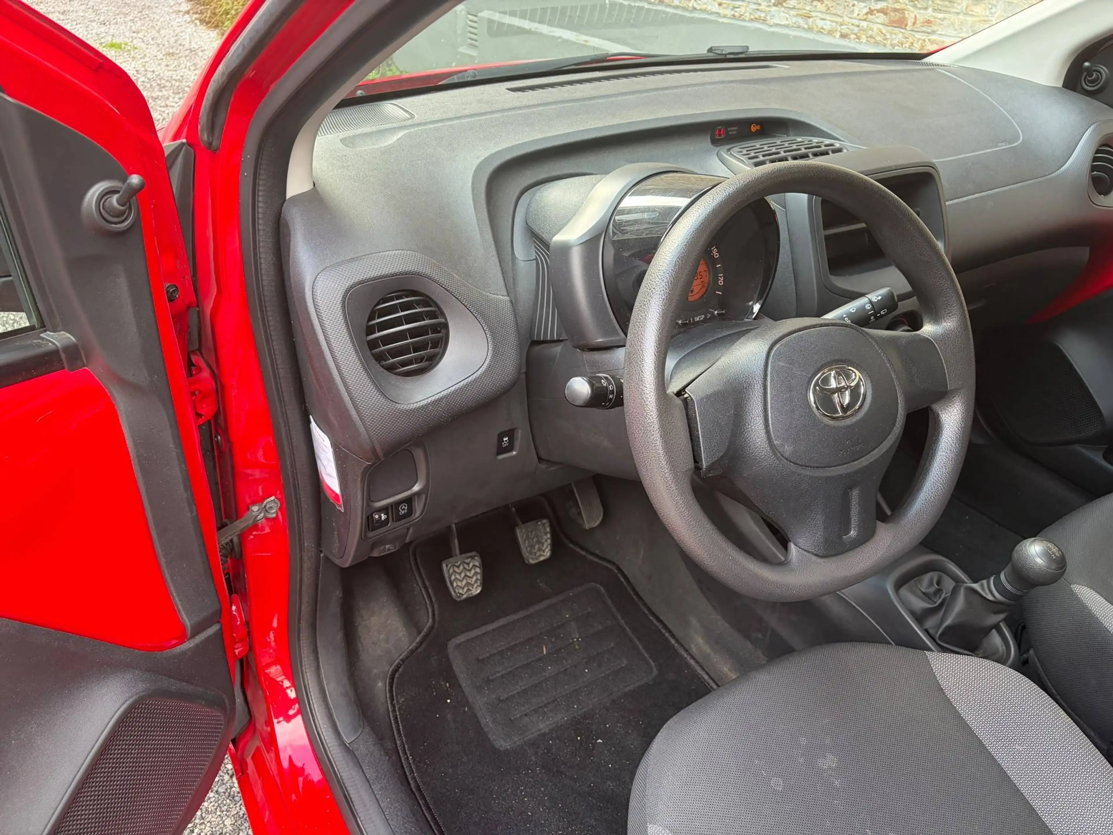 Toyota Aygo Aygo 1.0i VVT-i x — photo 8