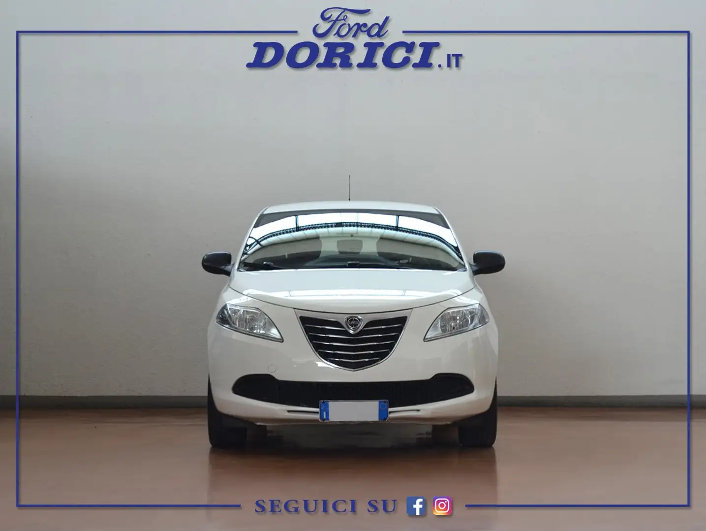 Lancia Ypsilon 1.2 8v Silver 69cv Bianco - 2