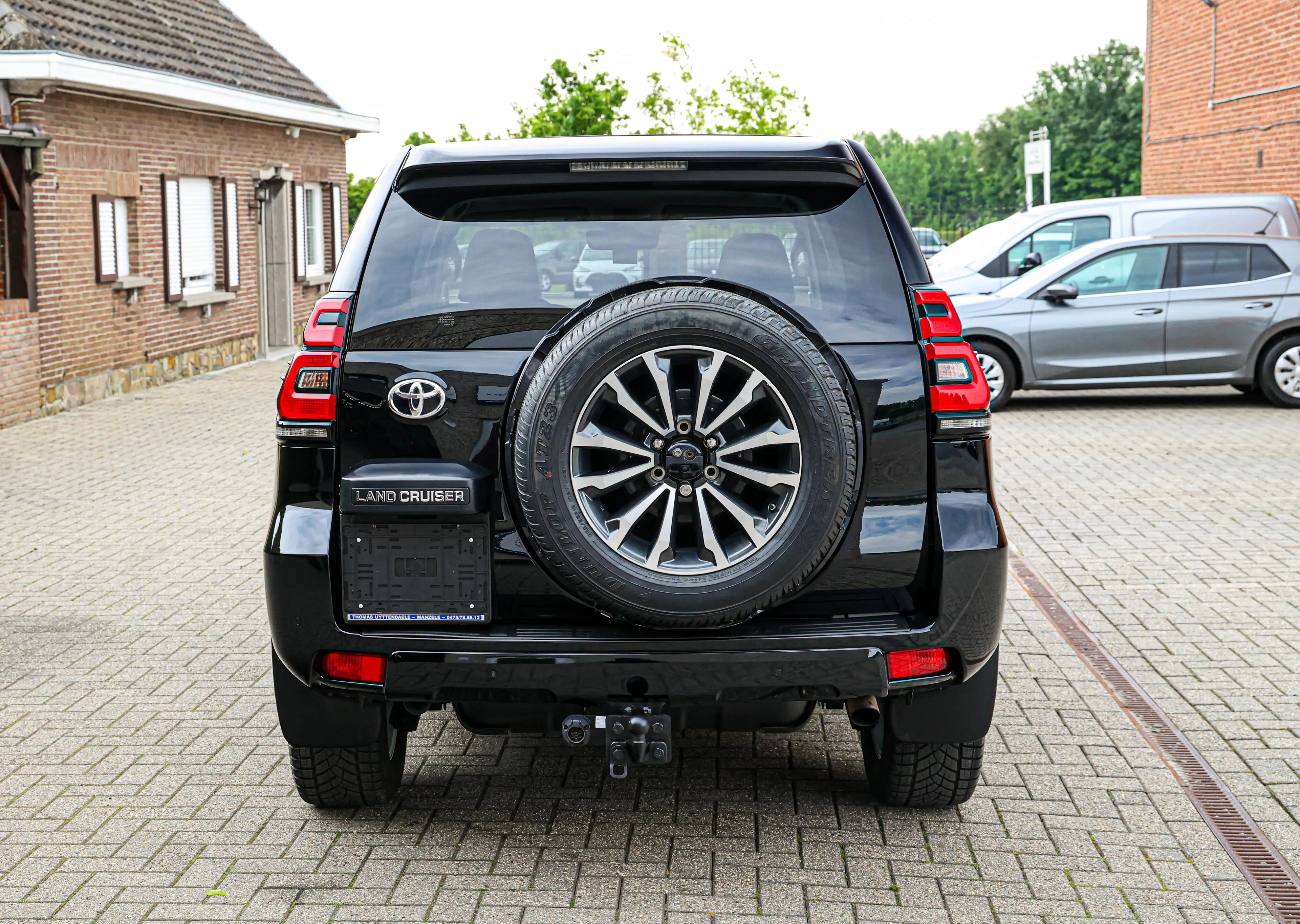 Toyota Land Cruiser STYLE-UITVOERING*SCHUIFDAK*360°CAMERA*PARKEERSENSOREN*LEDER+ZETELVERWARMING* — photo 6