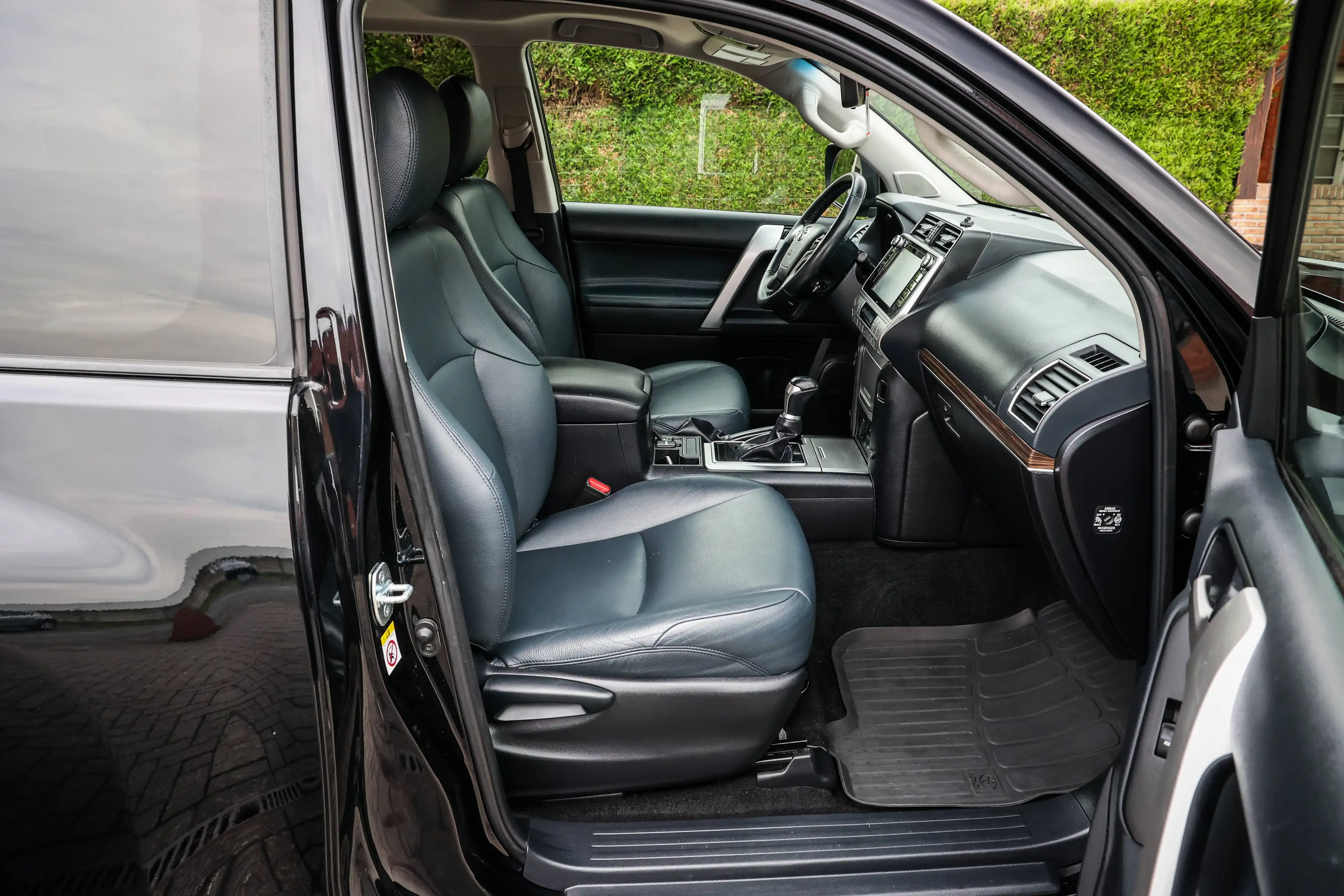 Toyota Land Cruiser STYLE-UITVOERING*SCHUIFDAK*360°CAMERA*PARKEERSENSOREN*LEDER+ZETELVERWARMING* — photo 22