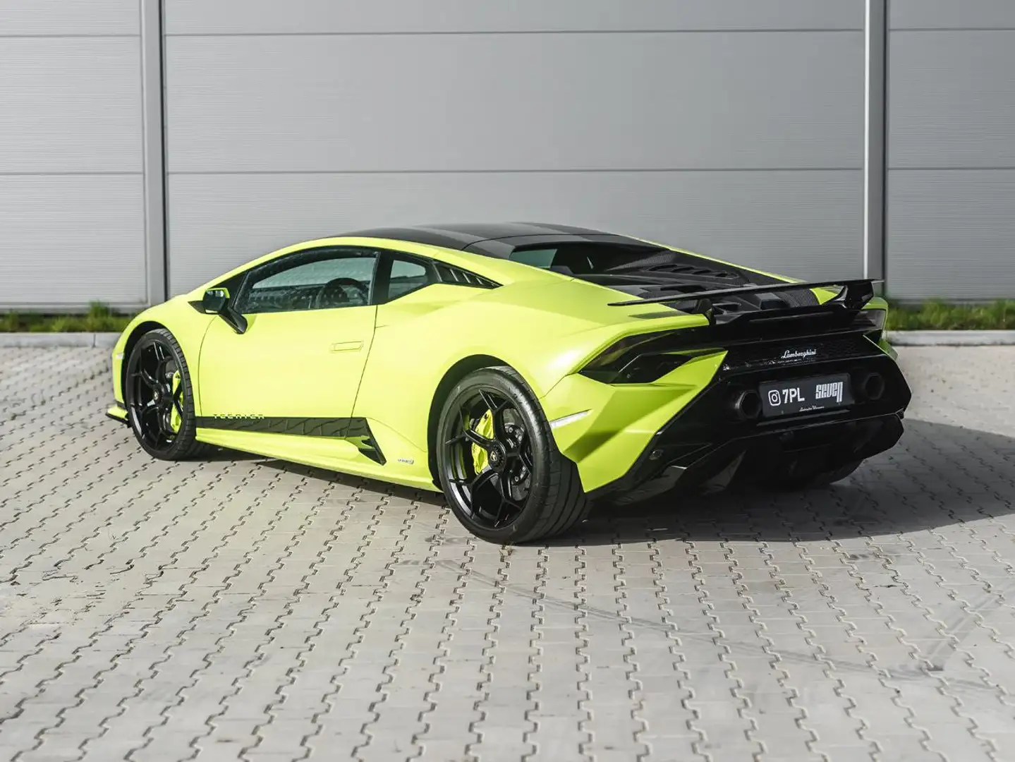 Lamborghini Huracán Tecnica Verde Scandal - in stock Vert - 2