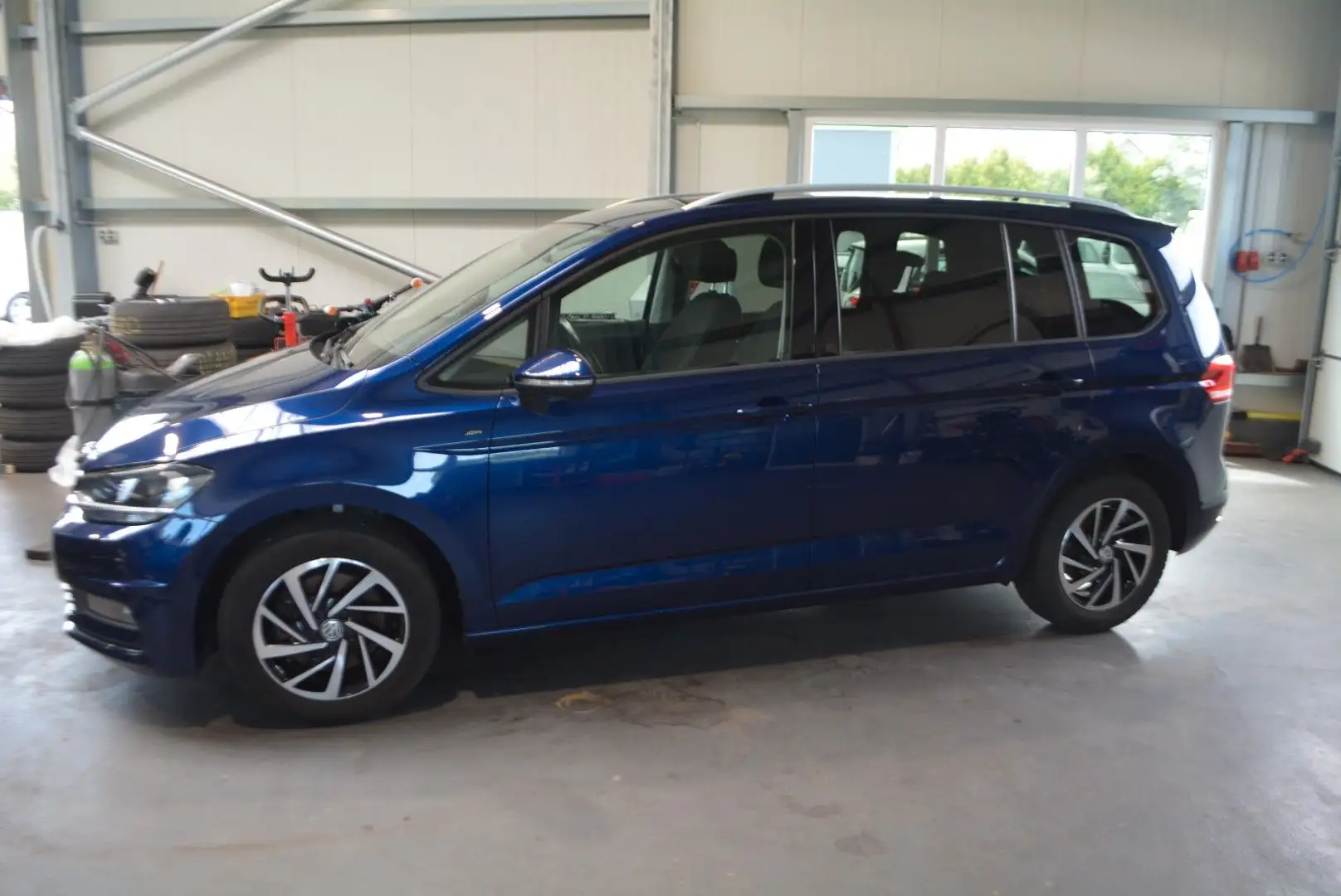 Volkswagen Touran Join 7 Sitzer-Garantie incl. -Service neu Blau - 2