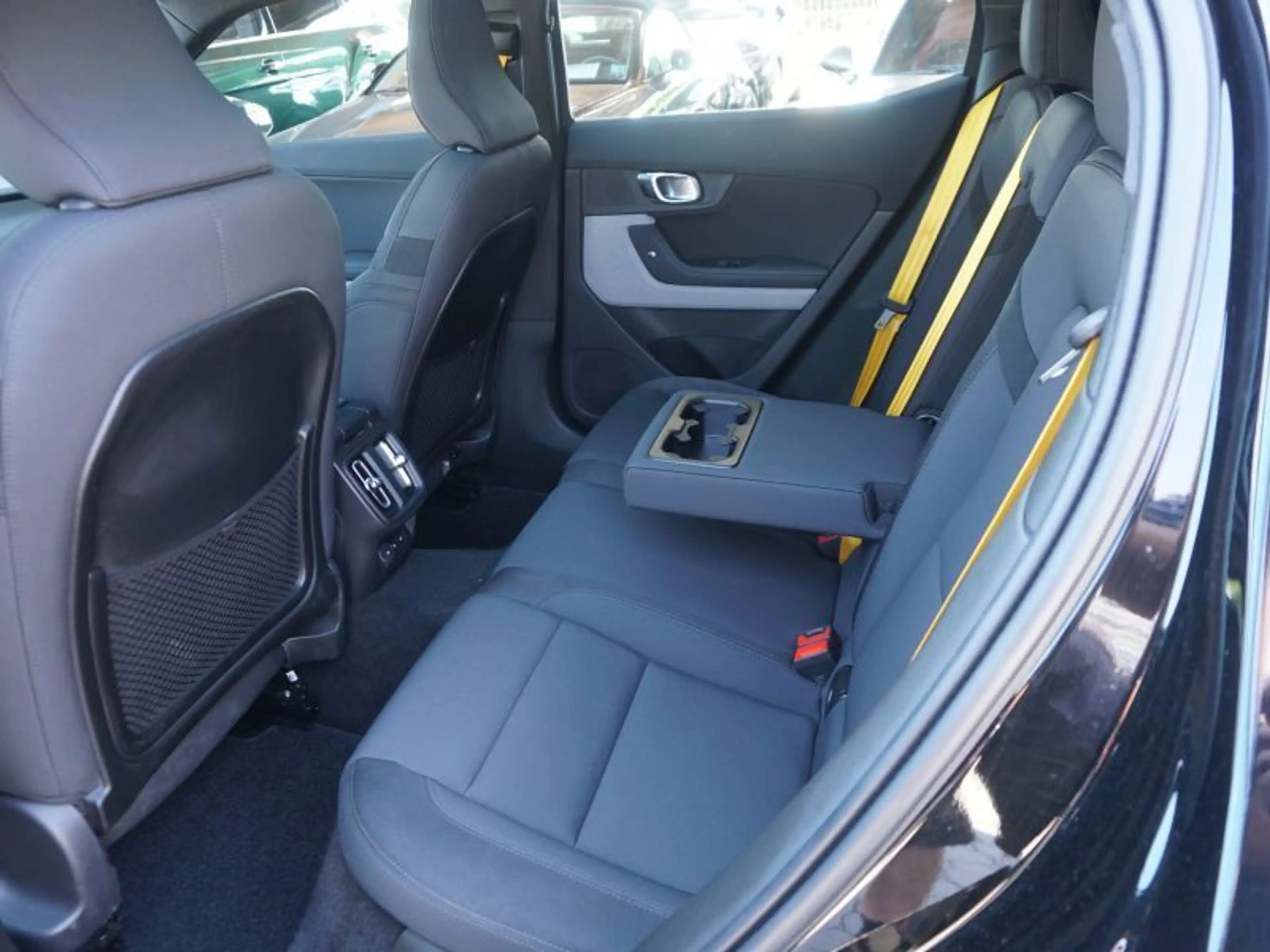 Polestar 2 Long Range 78 KWh Dual Motor AWD *PERFORMANCE* — photo 13