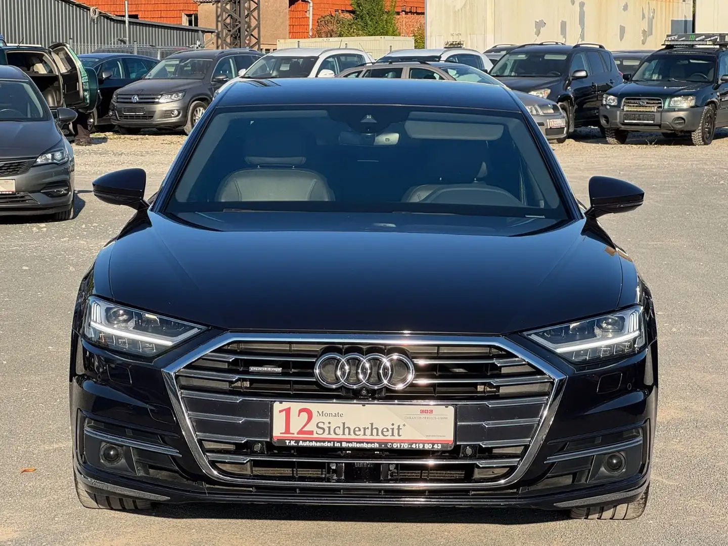 Audi A8 55 TFSI quattro Blau - 2
