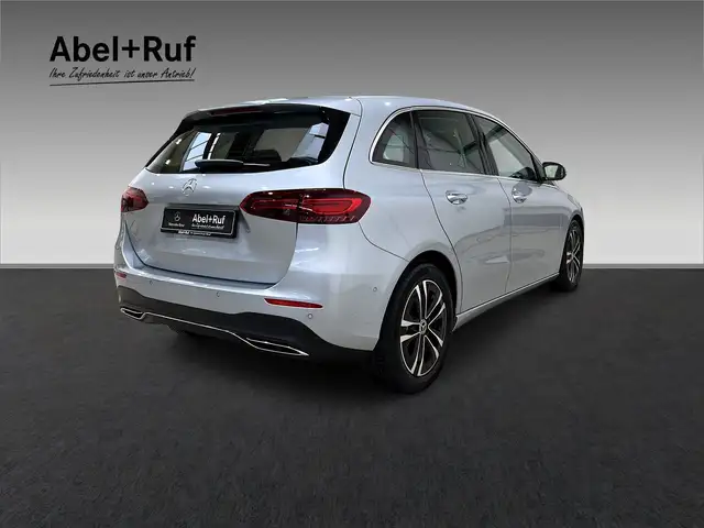 Mercedes-Benz B-Class view 7