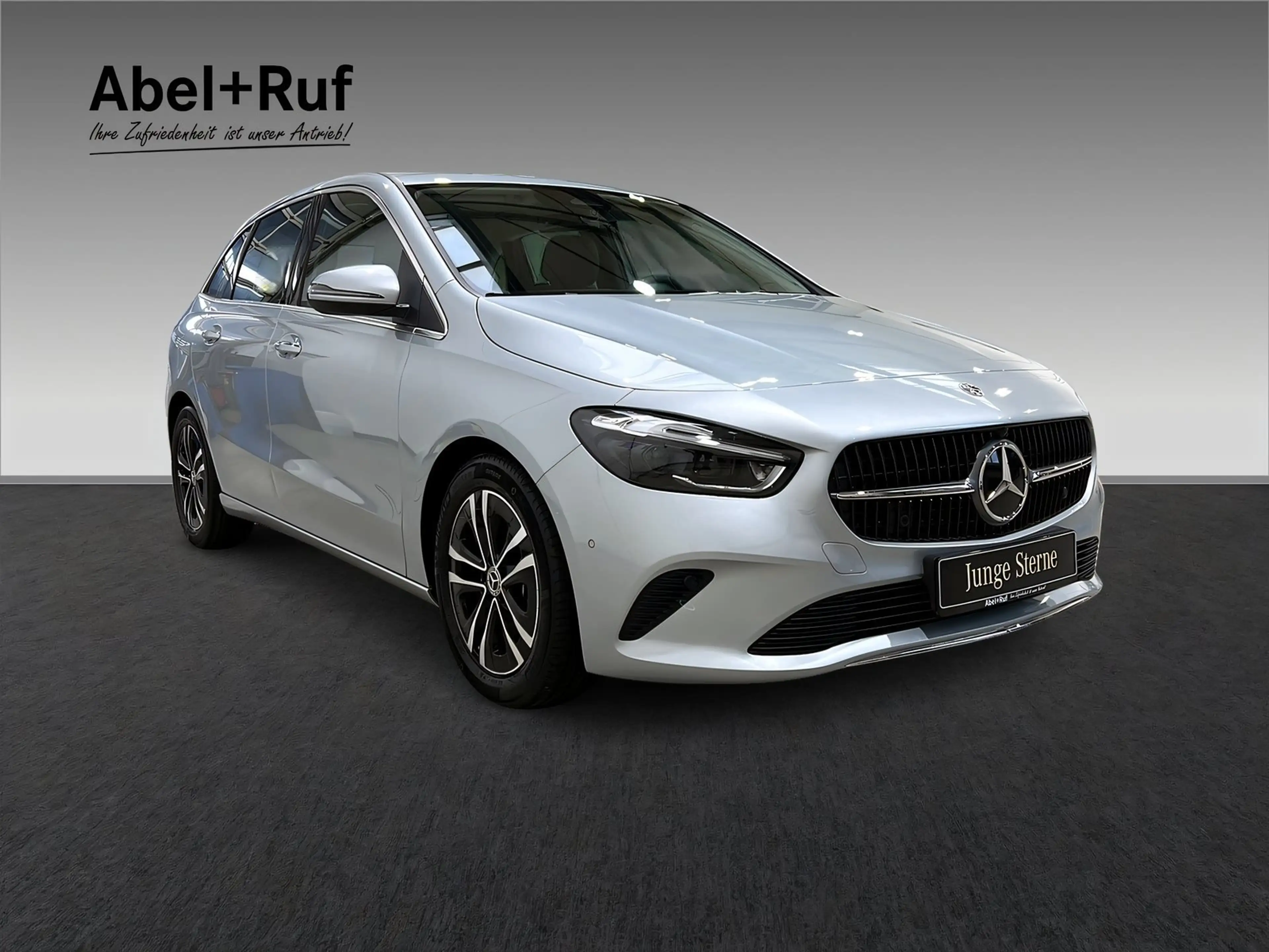 Mercedes-Benz B 220 4M PROGRESSIVE+MULTI+Ambiente+Kamera+LrHz — photo 6