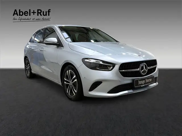 Mercedes-Benz B-Class view 6