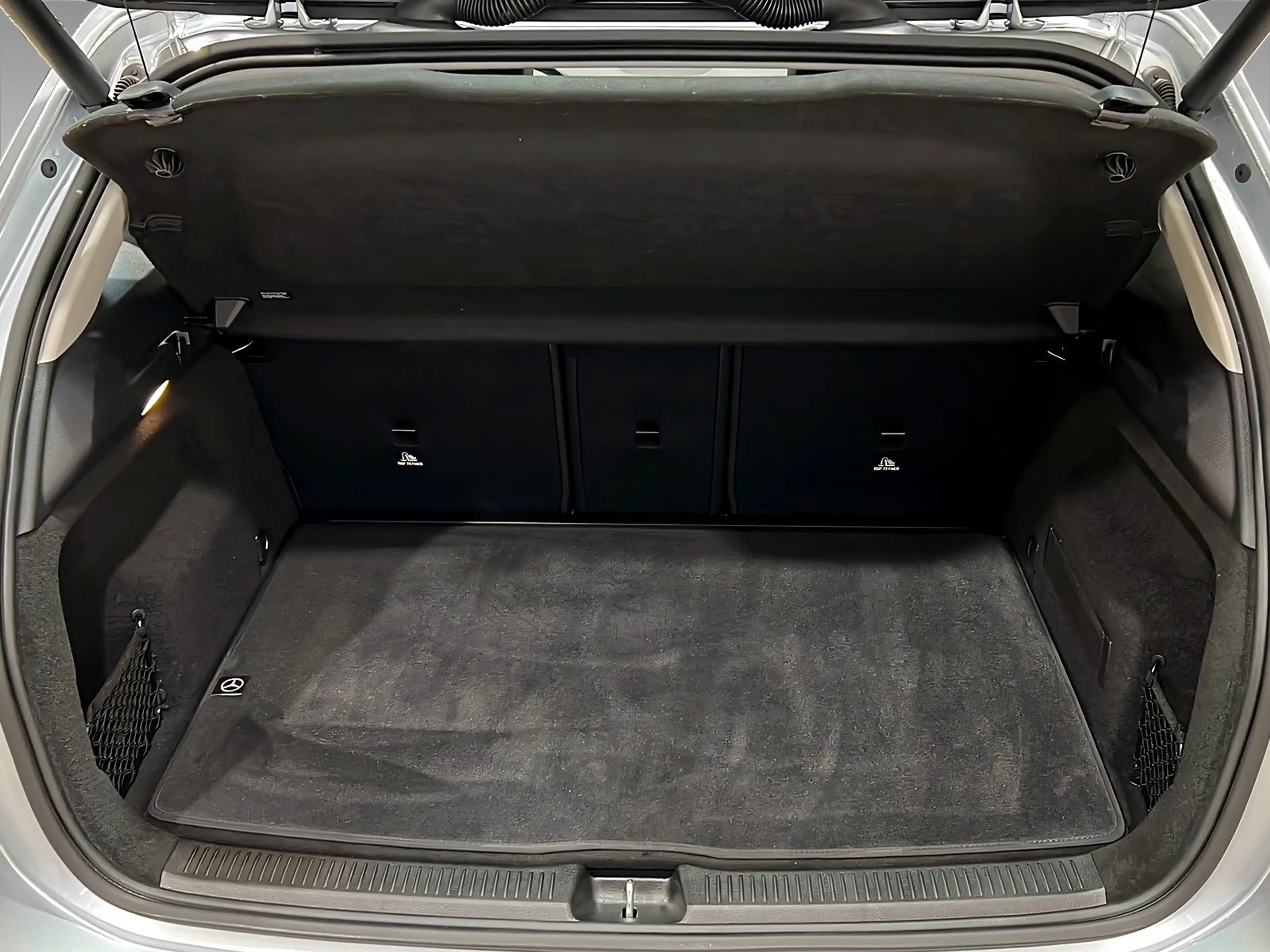 Mercedes-Benz B 220 4M PROGRESSIVE+MULTI+Ambiente+Kamera+LrHz — photo 8