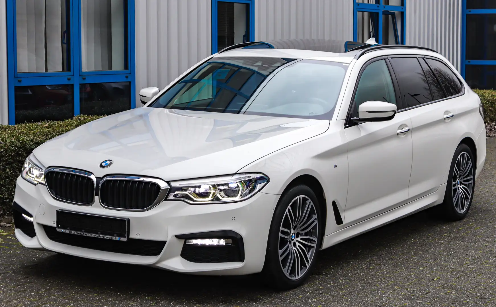 BMW 540 540d xDrive M-PAKET*LEDER*LED*PANORMA*KAMERA*AHK* Bianco - 1