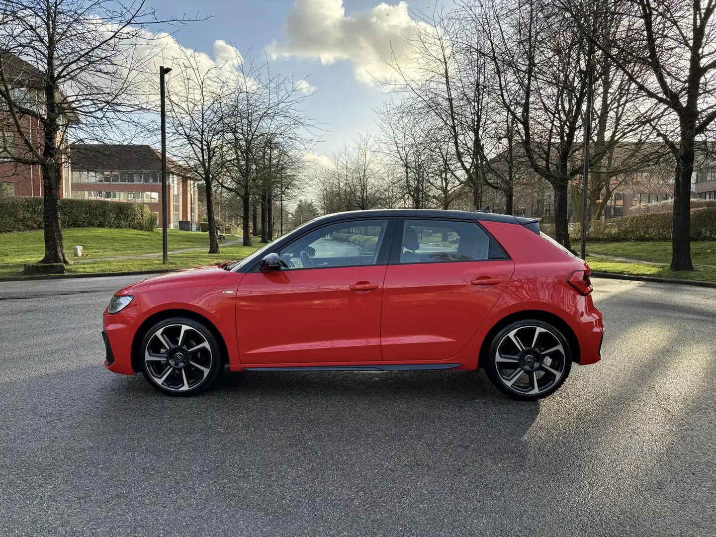 Audi A1 Sportback 35 TFSI S line S tronic * led - Camera * Rot - 1