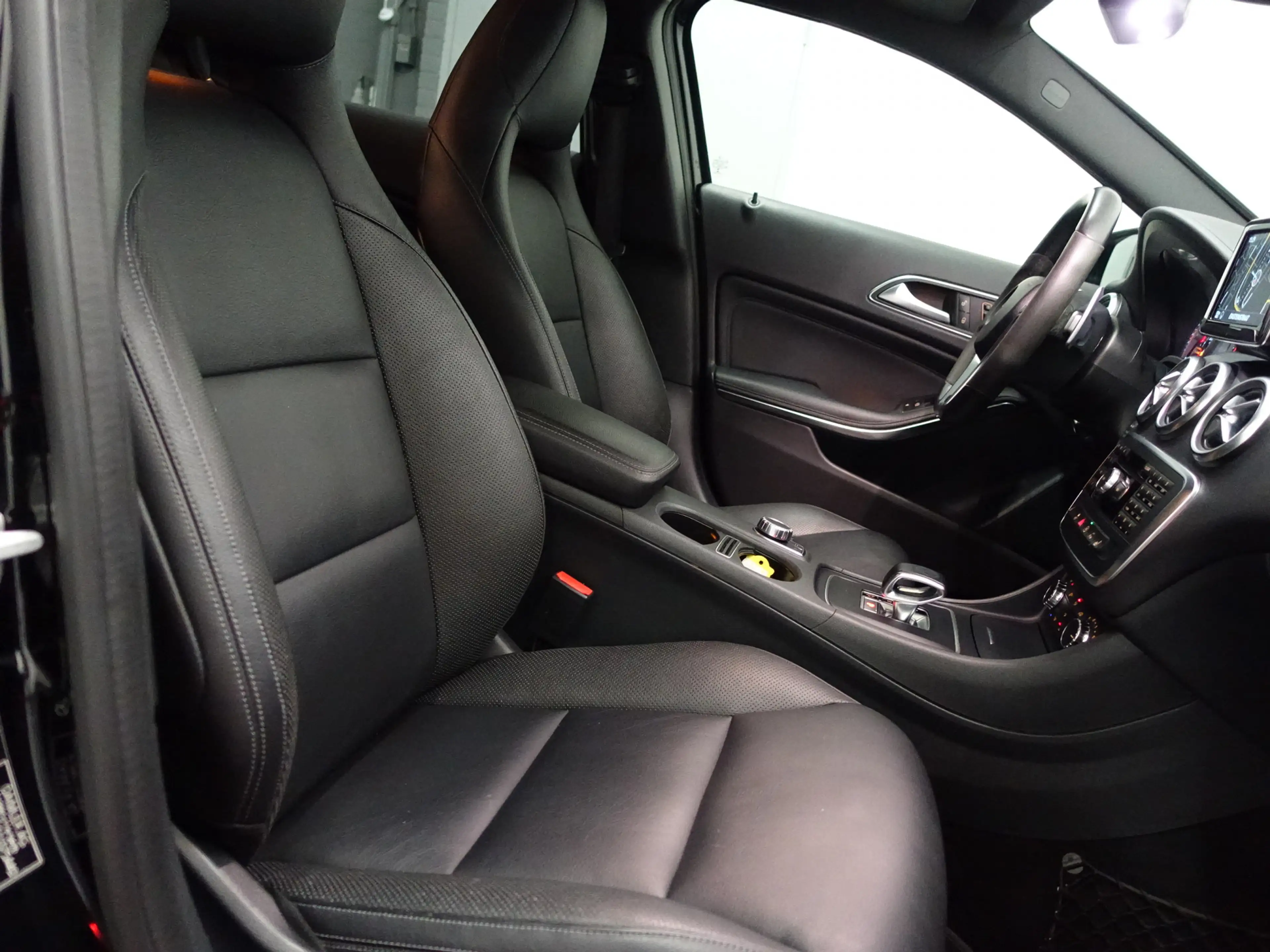 Mercedes-Benz A 45 AMG 361pk 4MATIC Aut- Memory Seats, Xenon Led, Park As — photo 3