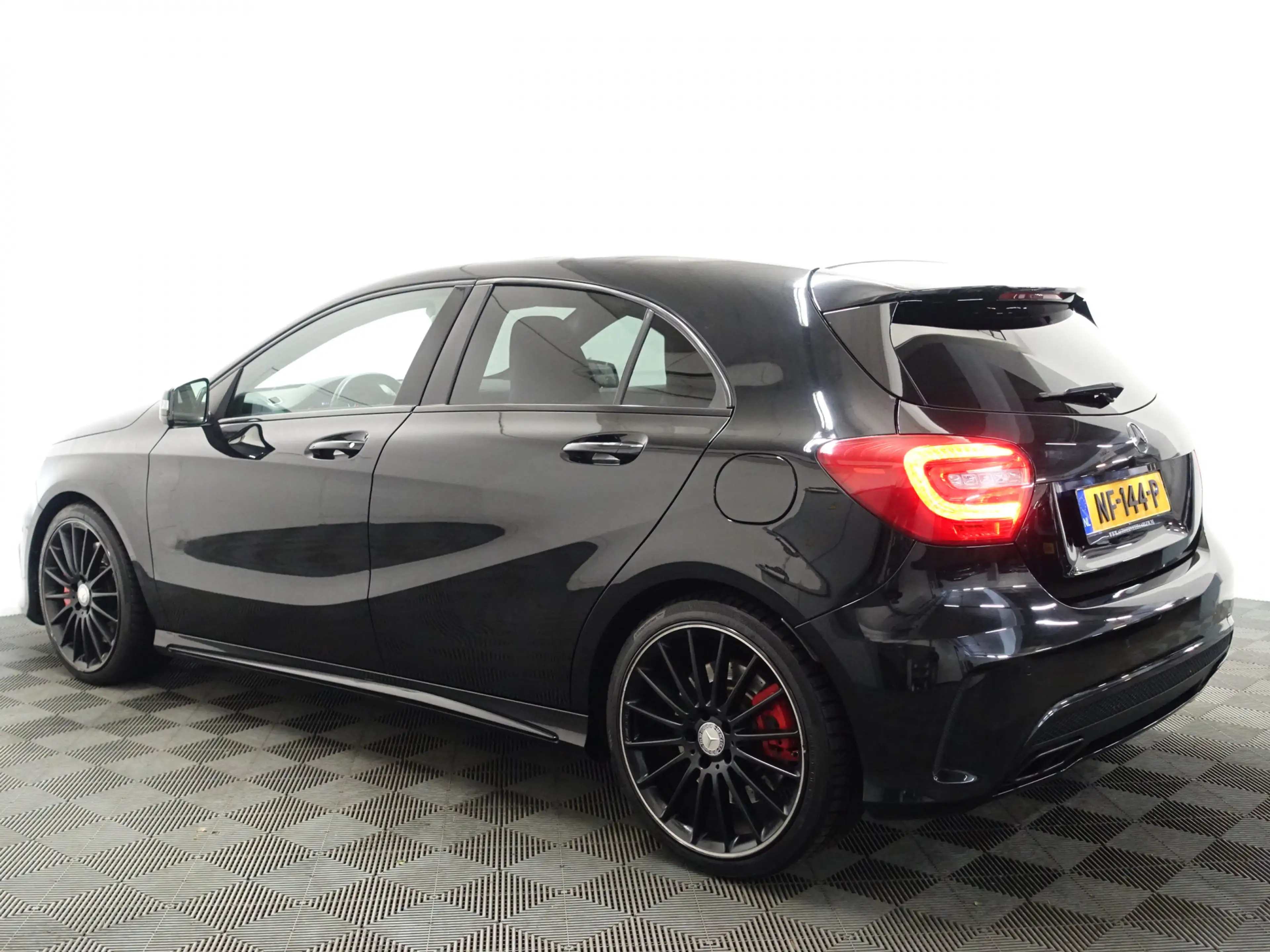 Mercedes-Benz A 45 AMG 361pk 4MATIC Aut- Memory Seats, Xenon Led, Park As — photo 5