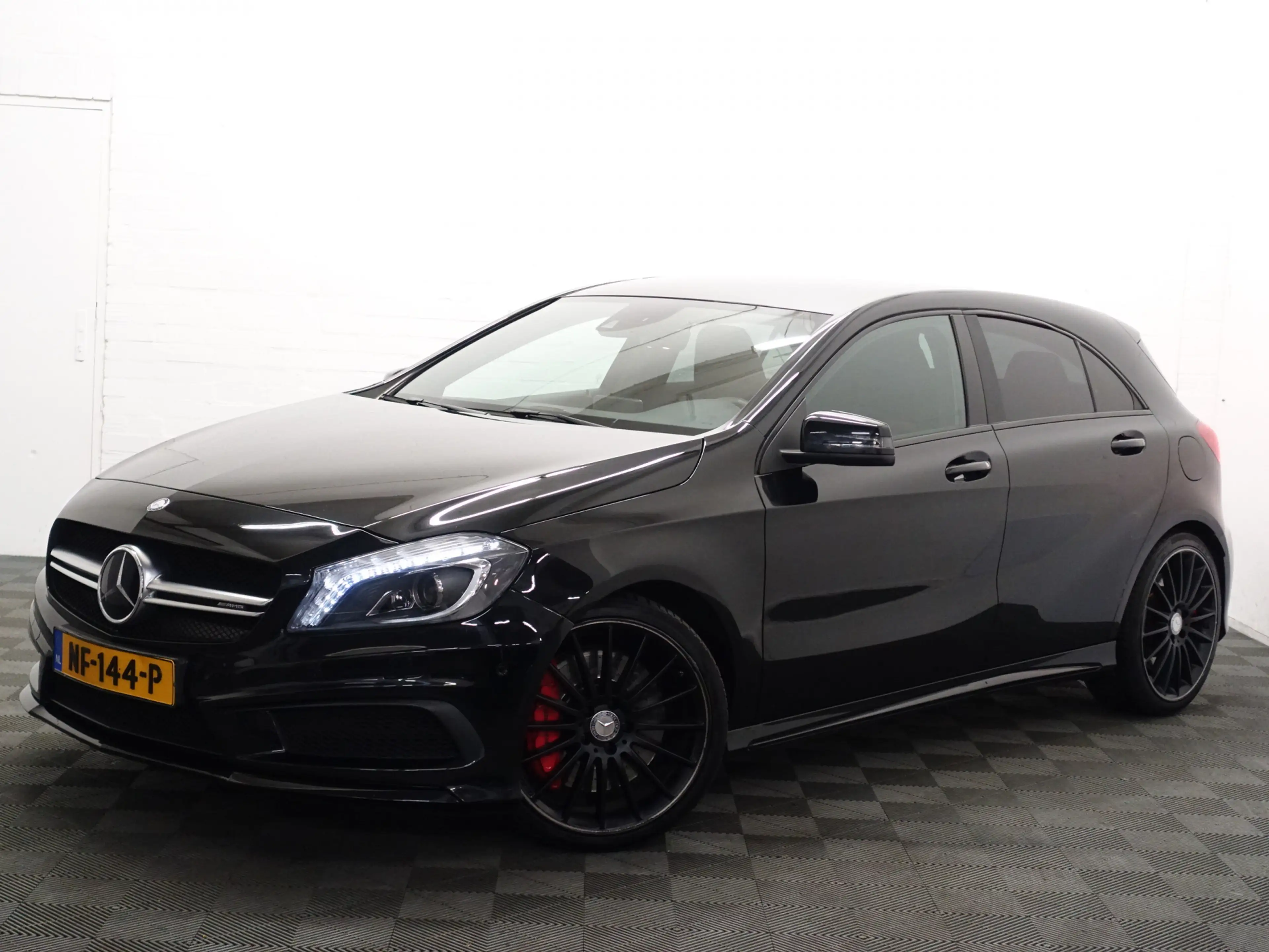 Mercedes-Benz A 45 AMG 361pk 4MATIC Aut- Memory Seats, Xenon Led, Park As — photo 4