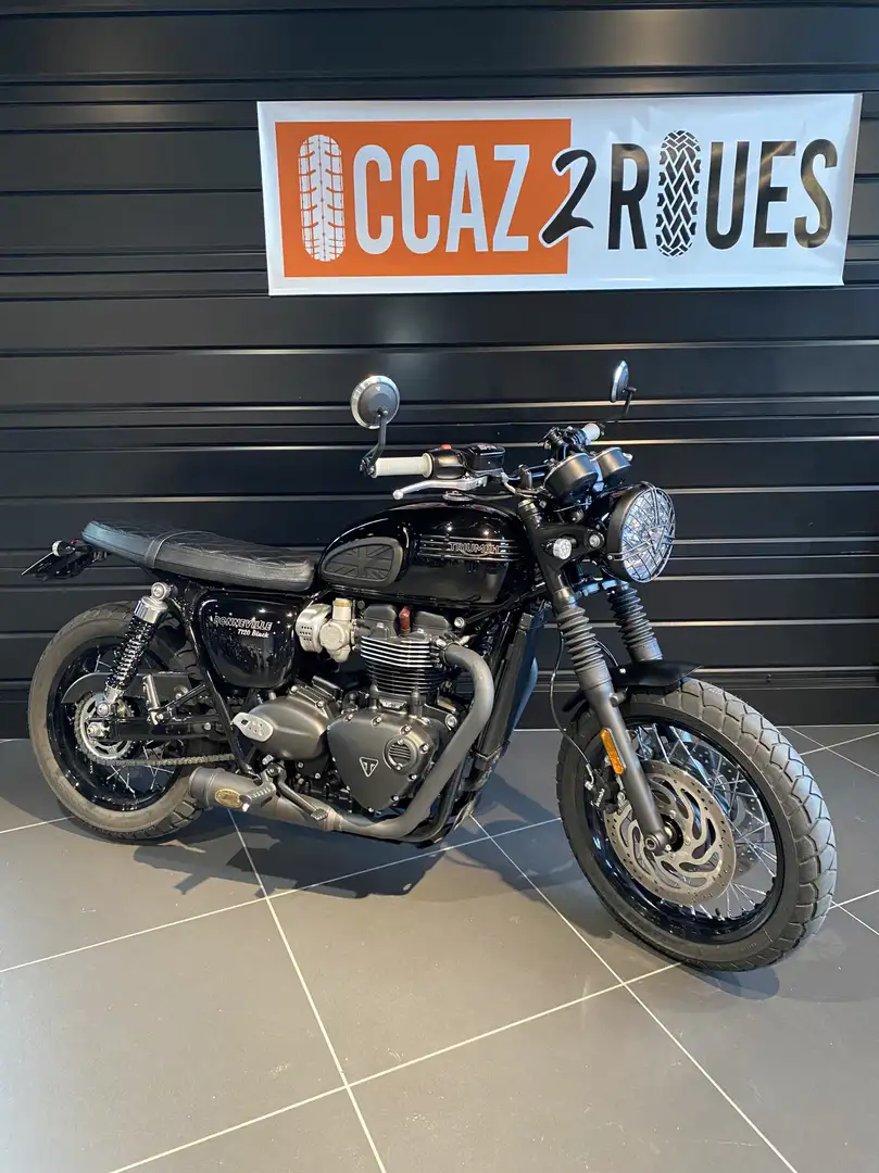 Triumph Bonneville T120 - 1