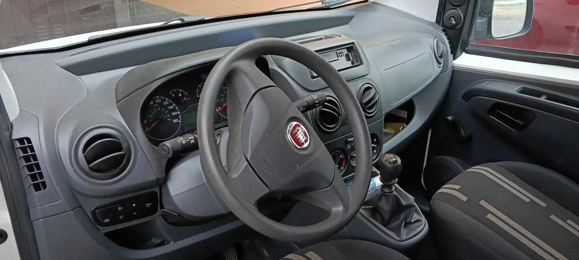 Fiat Fiorino Natural Power Alb - 2