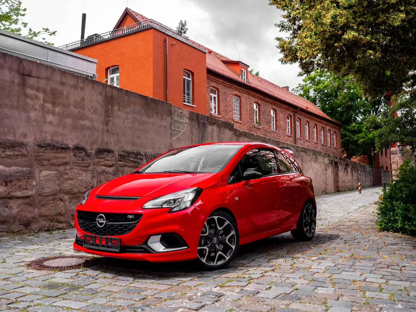 Opel Corsa E OPC Performance Rot - 1