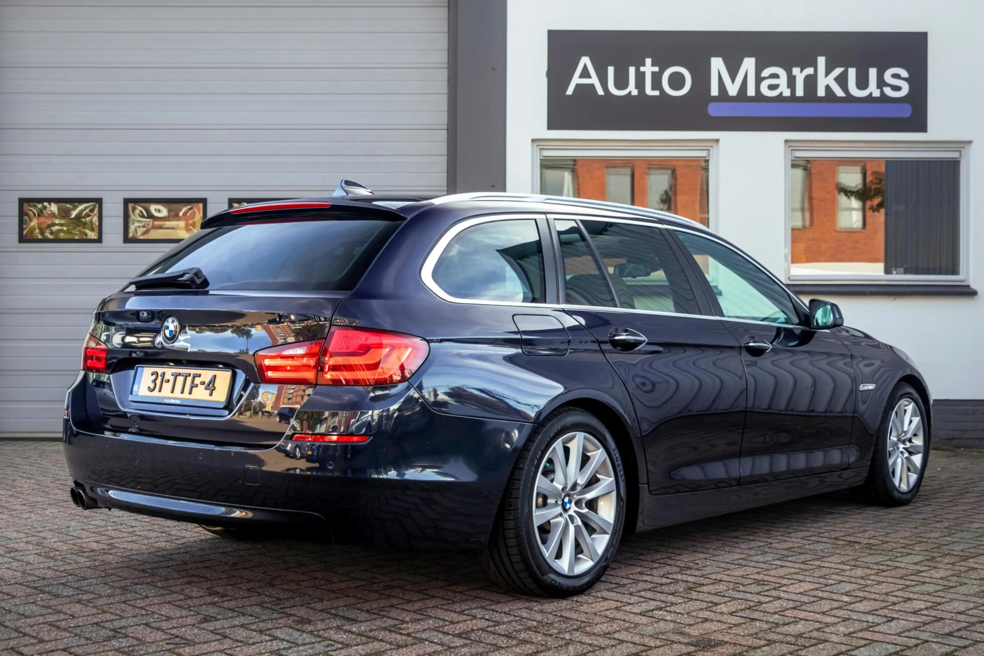 BMW 528 5-serie Touring 528xi High Executive|ACC|HUD|360|S — photo 8