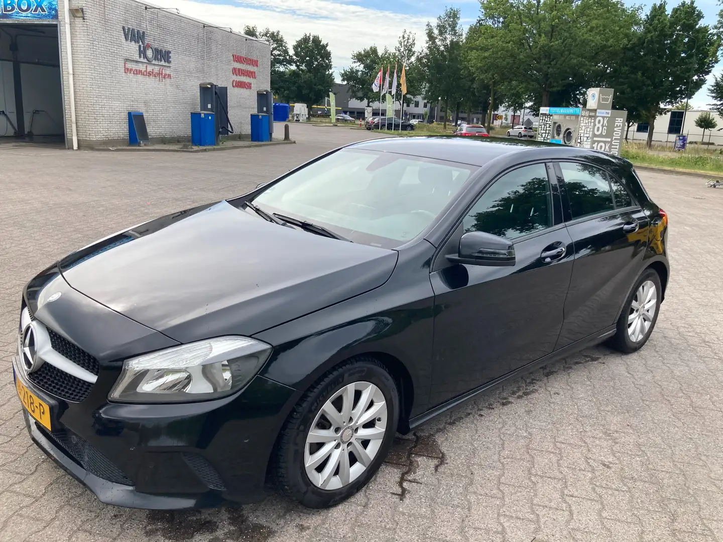 Mercedes-Benz A 180 A 180 Blue Ambition Zwart - 1