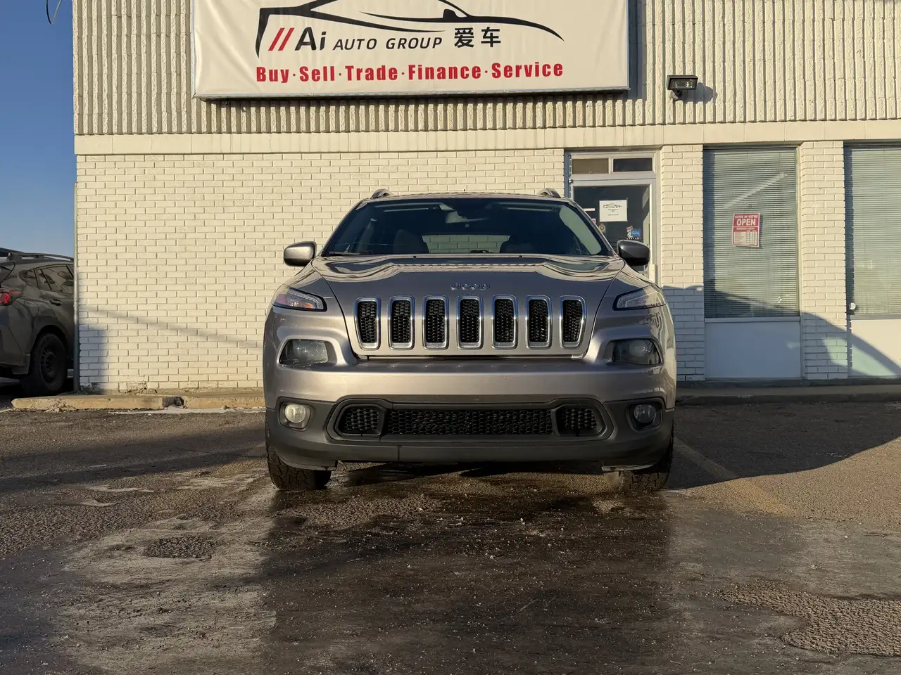 Jeep Cherokee снимка Jeep Cherokee