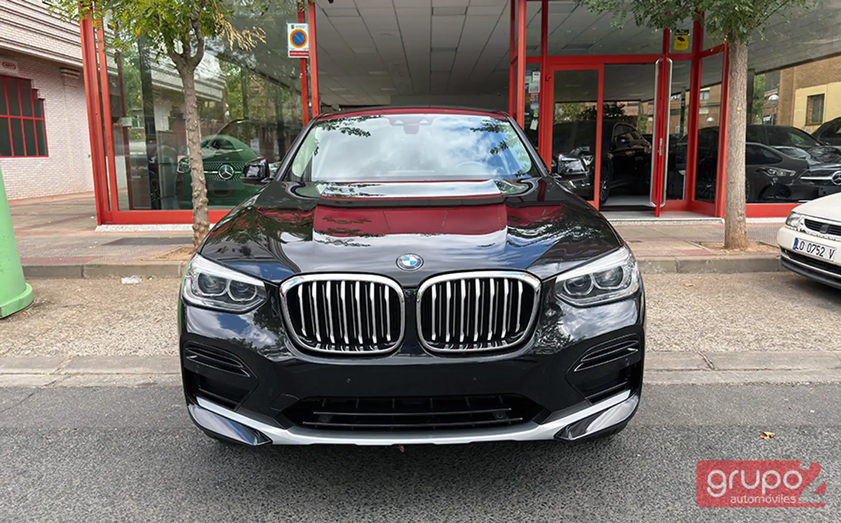 BMW X4 xDrive 20dA Noir - 2