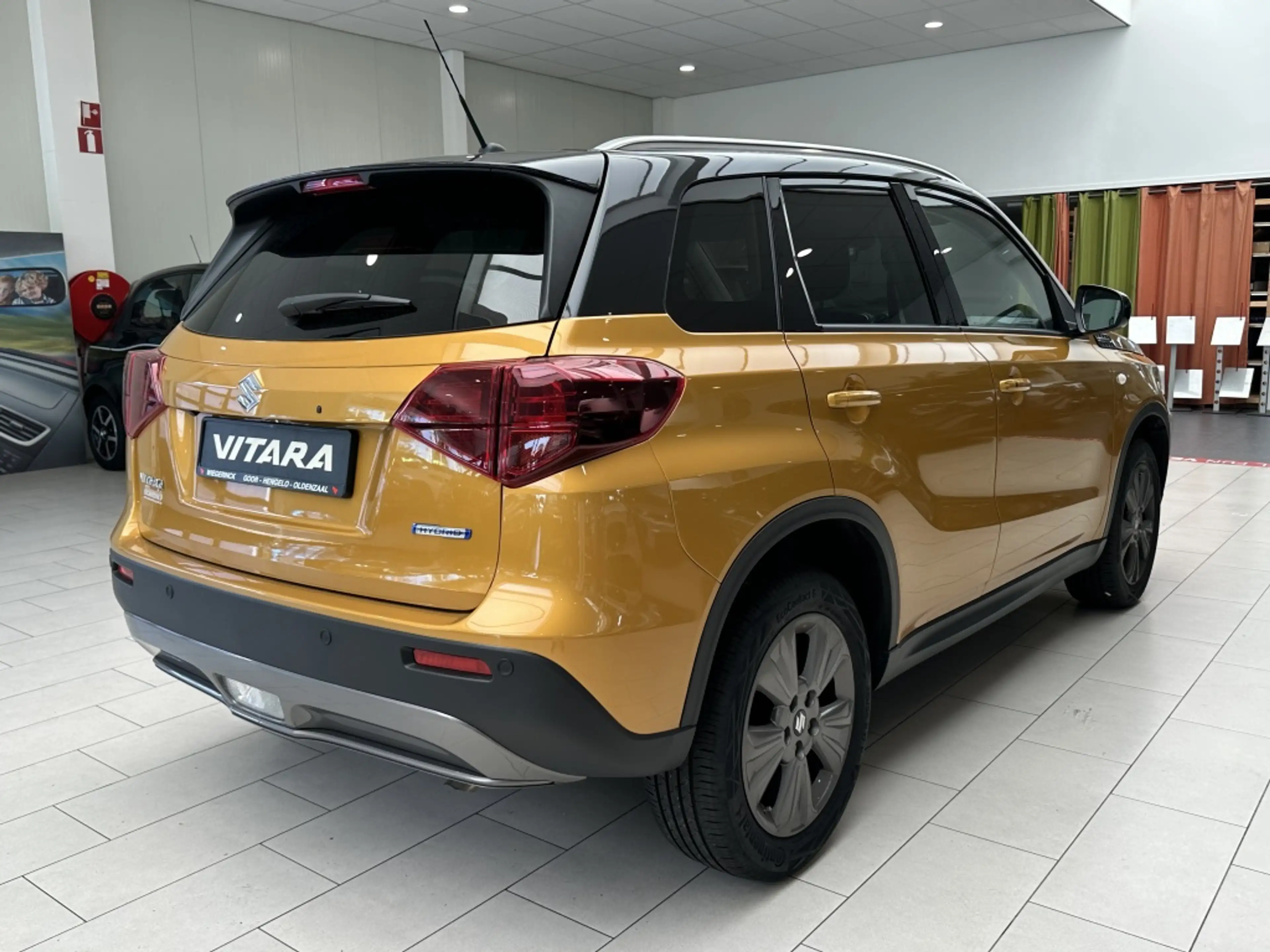 Suzuki Vitara 1.4 Boosterjet Hybride Select [ CAMERA I ADAPTIEVE — photo 3
