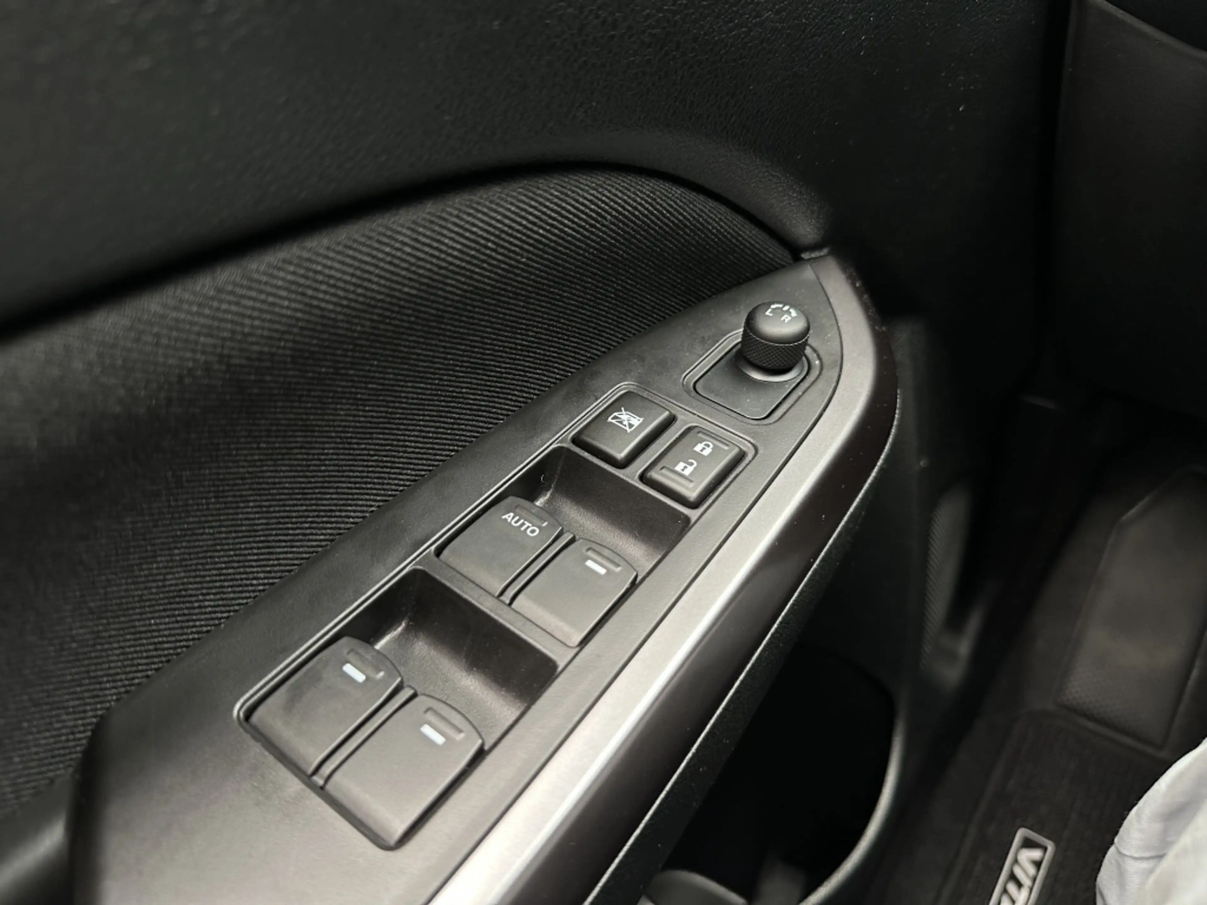 Suzuki Vitara 1.4 Boosterjet Hybride Select [ CAMERA I ADAPTIEVE — photo 19
