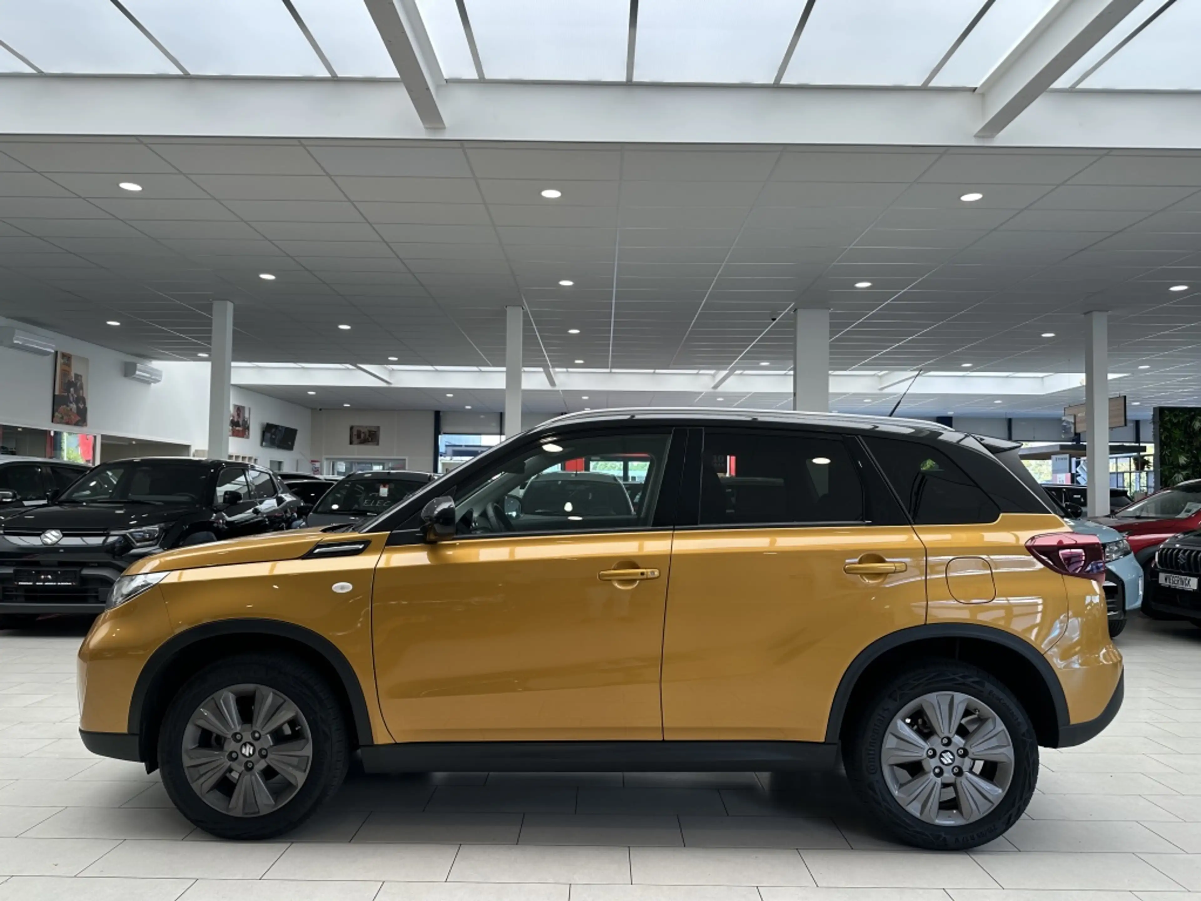 Suzuki Vitara 1.4 Boosterjet Hybride Select [ CAMERA I ADAPTIEVE — photo 7