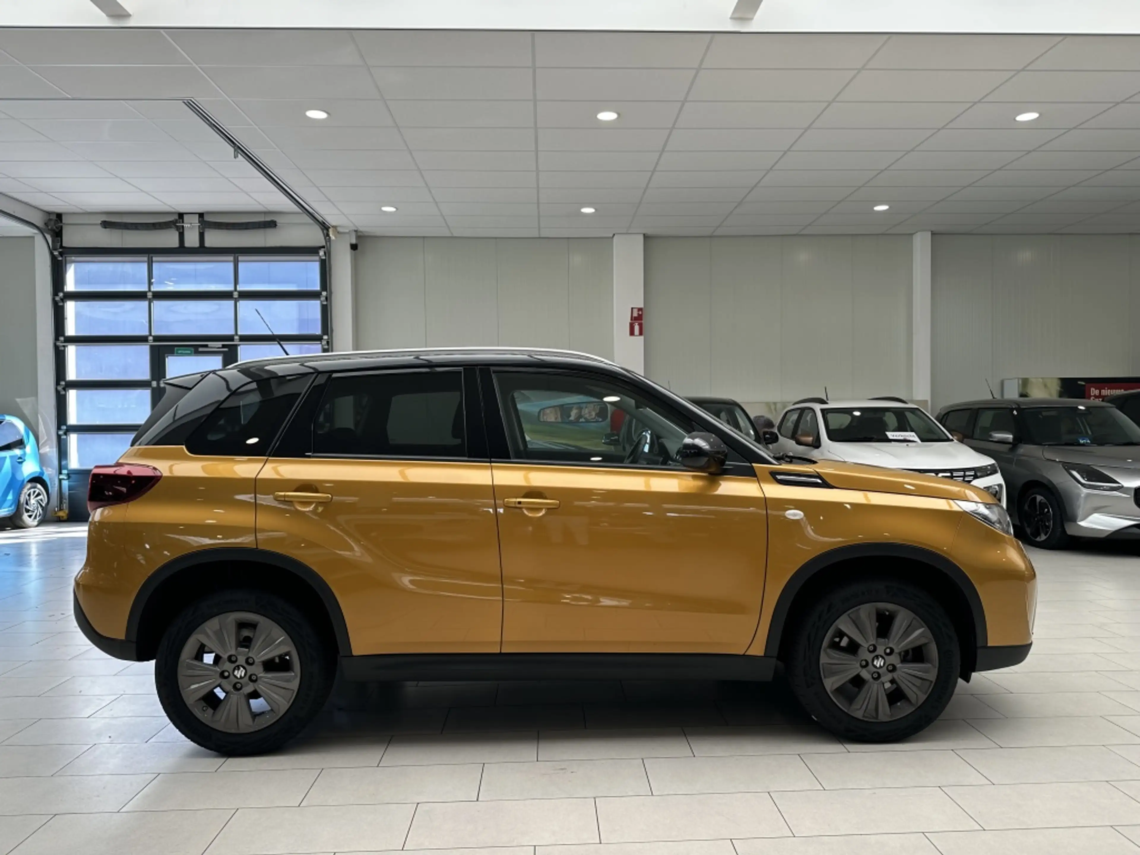 Suzuki Vitara 1.4 Boosterjet Hybride Select [ CAMERA I ADAPTIEVE — photo 9