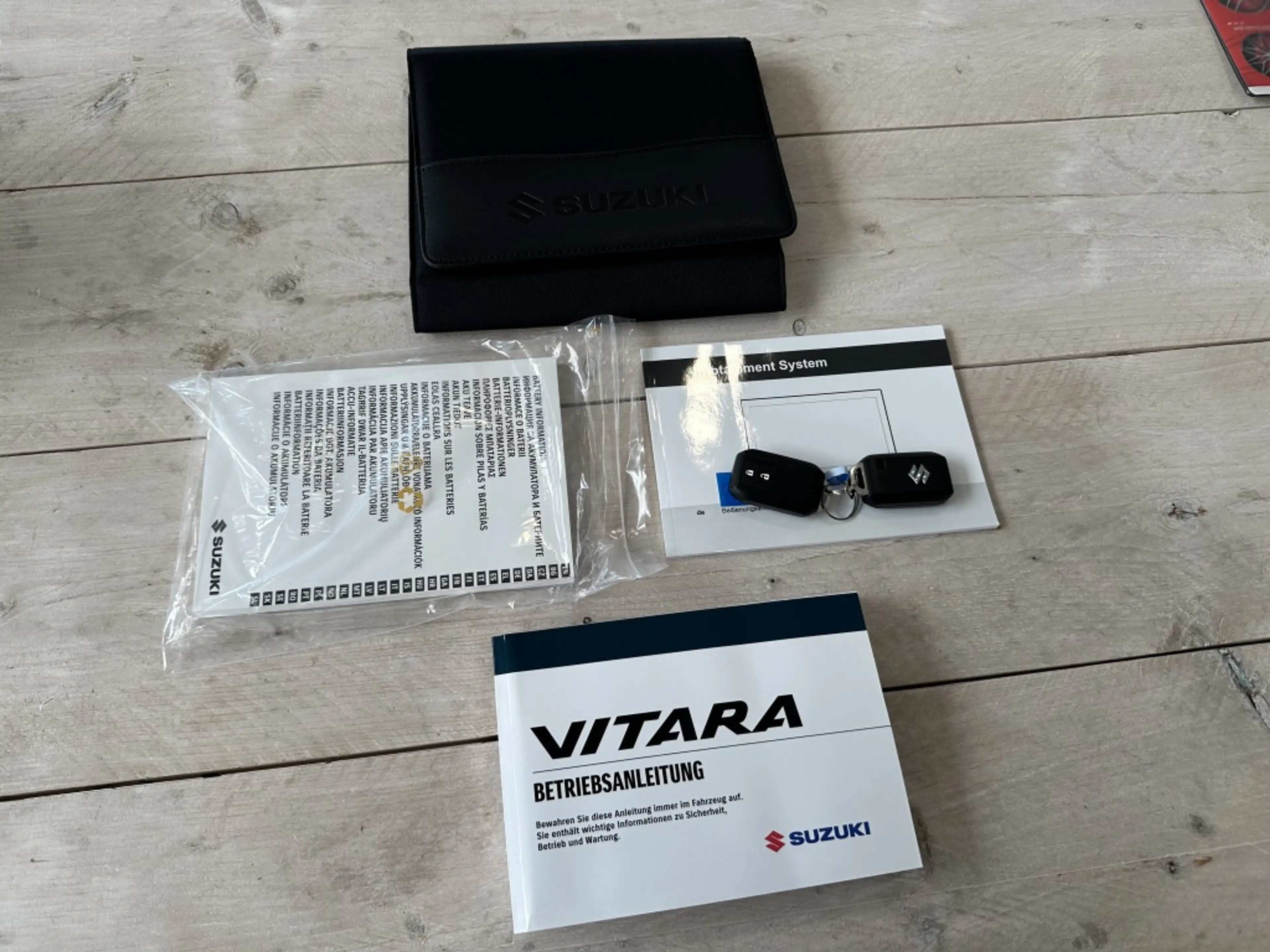 Suzuki Vitara 1.4 Boosterjet Hybride Select [ CAMERA I ADAPTIEVE — photo 20