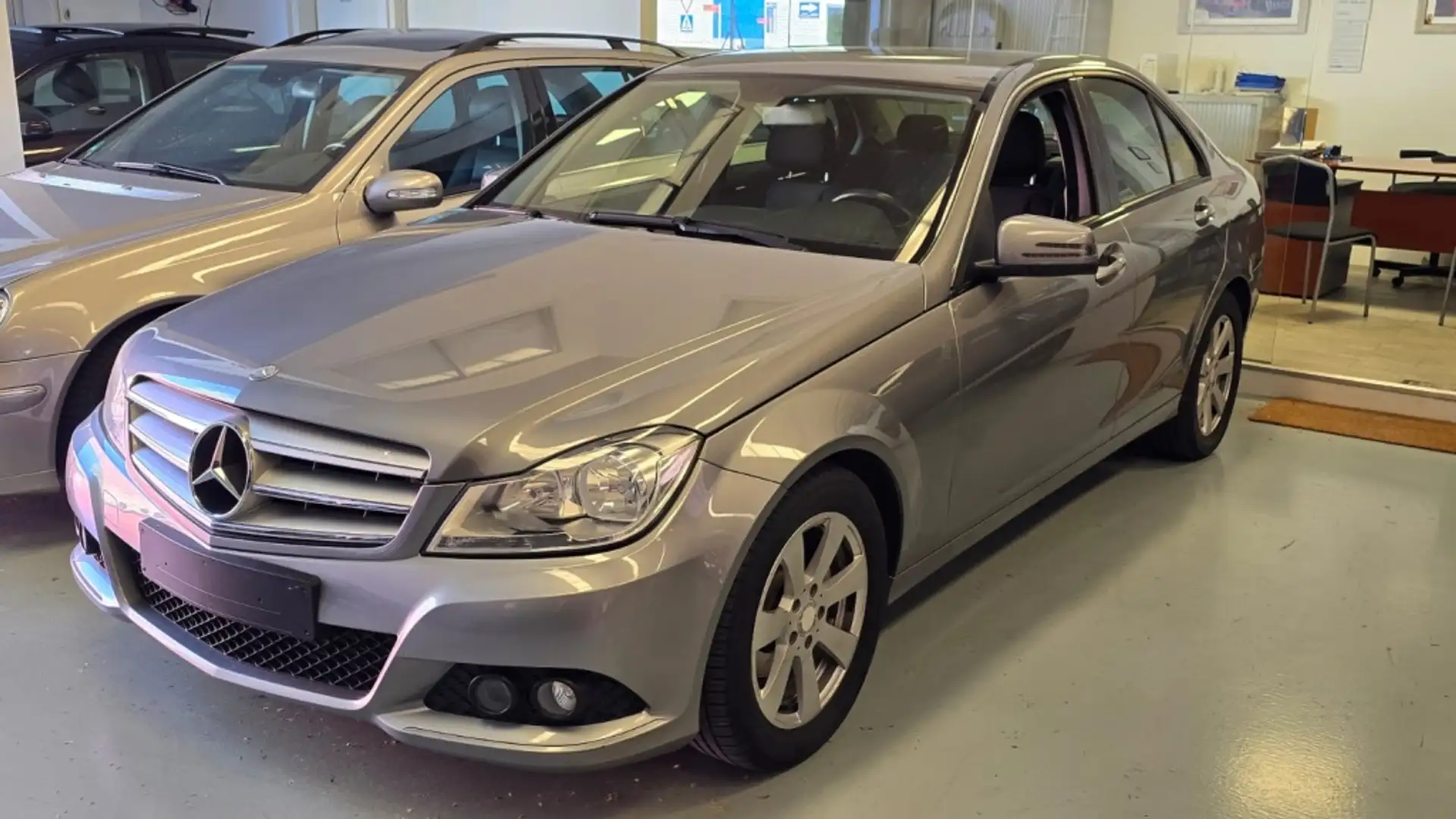 Mercedes-Benz C 180 180CDI BE Edition Grijs - 1
