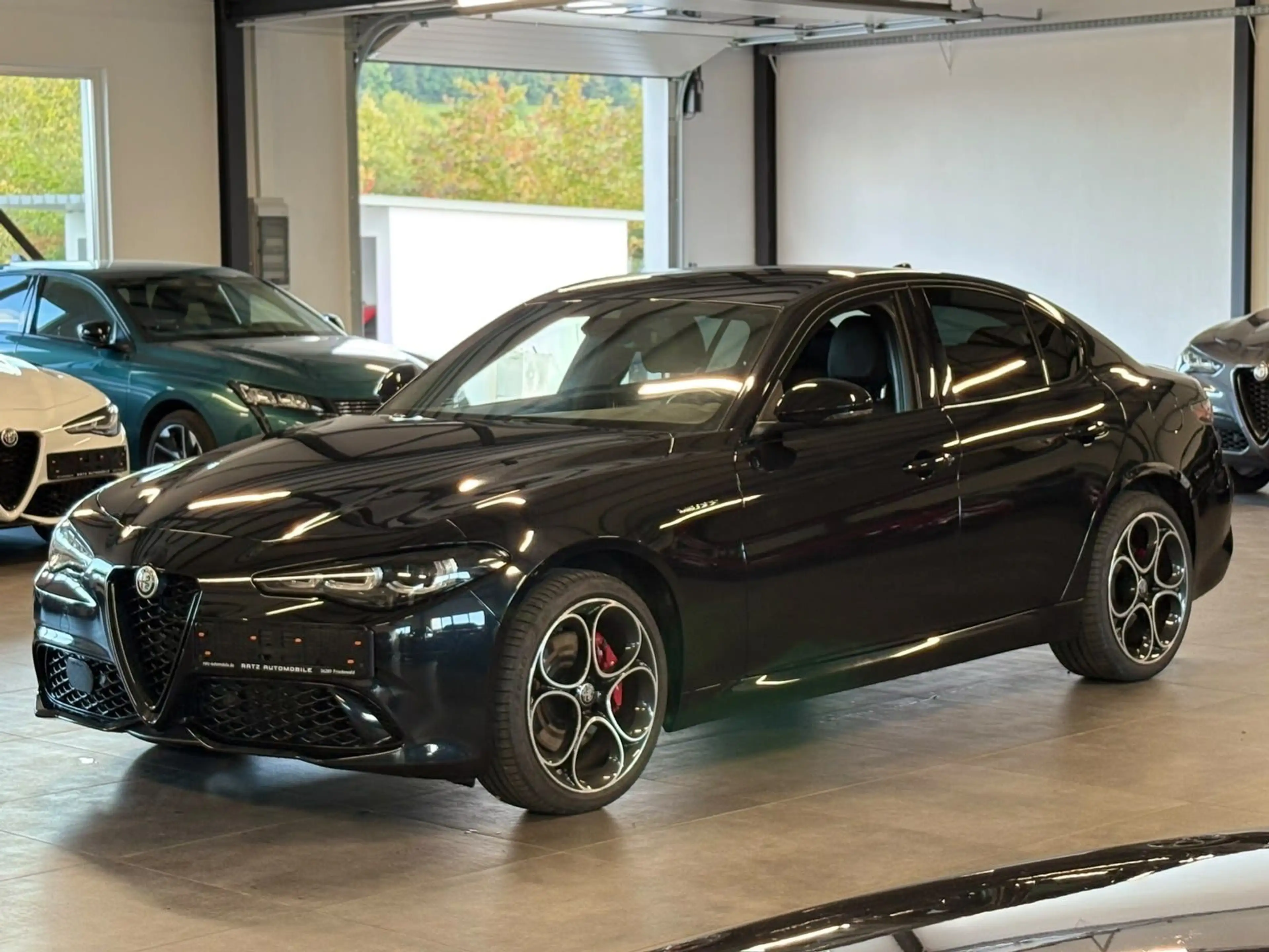 Alfa Romeo Giulia Veloce Q4 MATRIX+ACC+KAM+LEDER+SHZ+TOT.W+ — photo 3