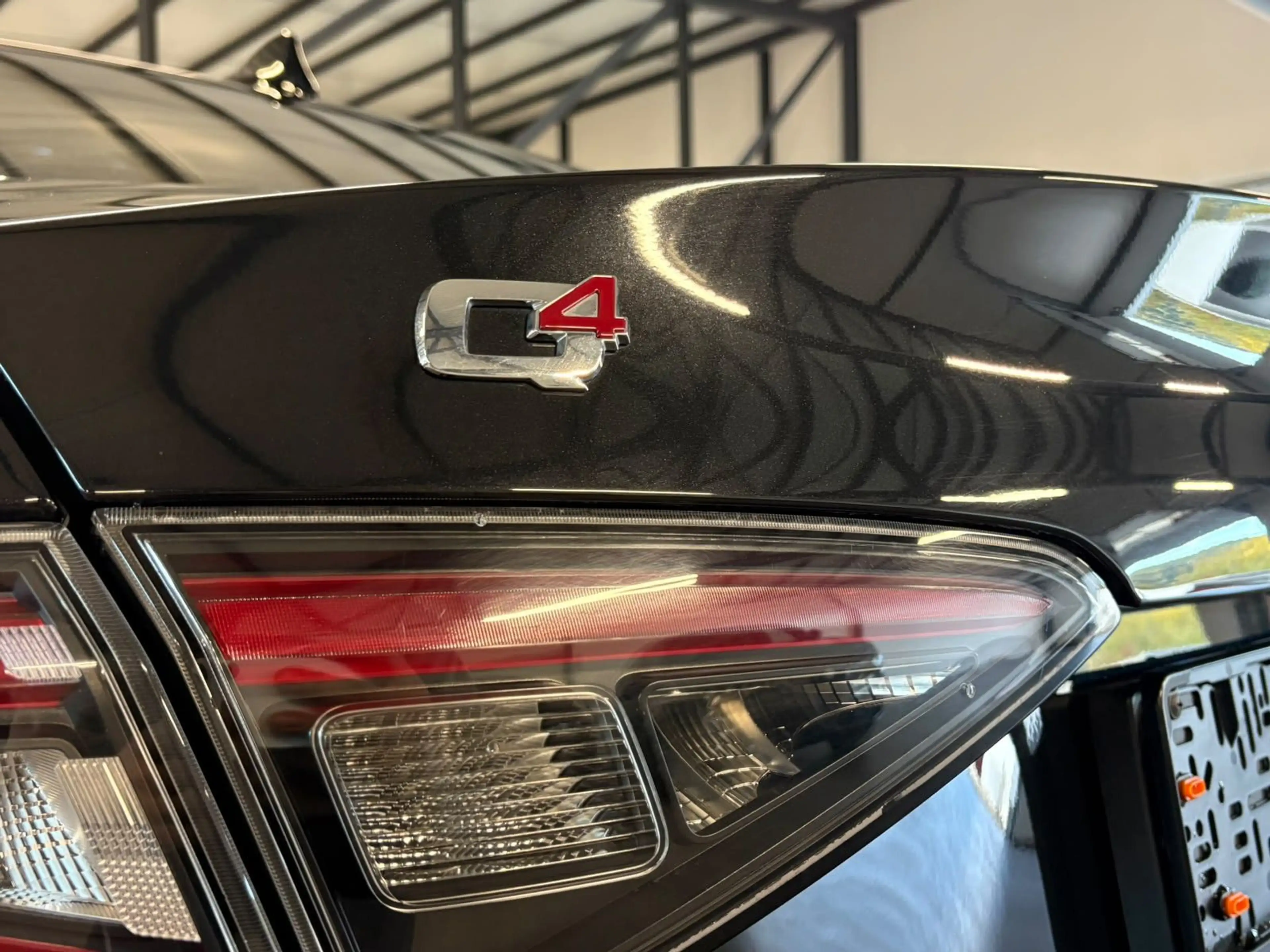 Alfa Romeo Giulia Veloce Q4 MATRIX+ACC+KAM+LEDER+SHZ+TOT.W+ — photo 5