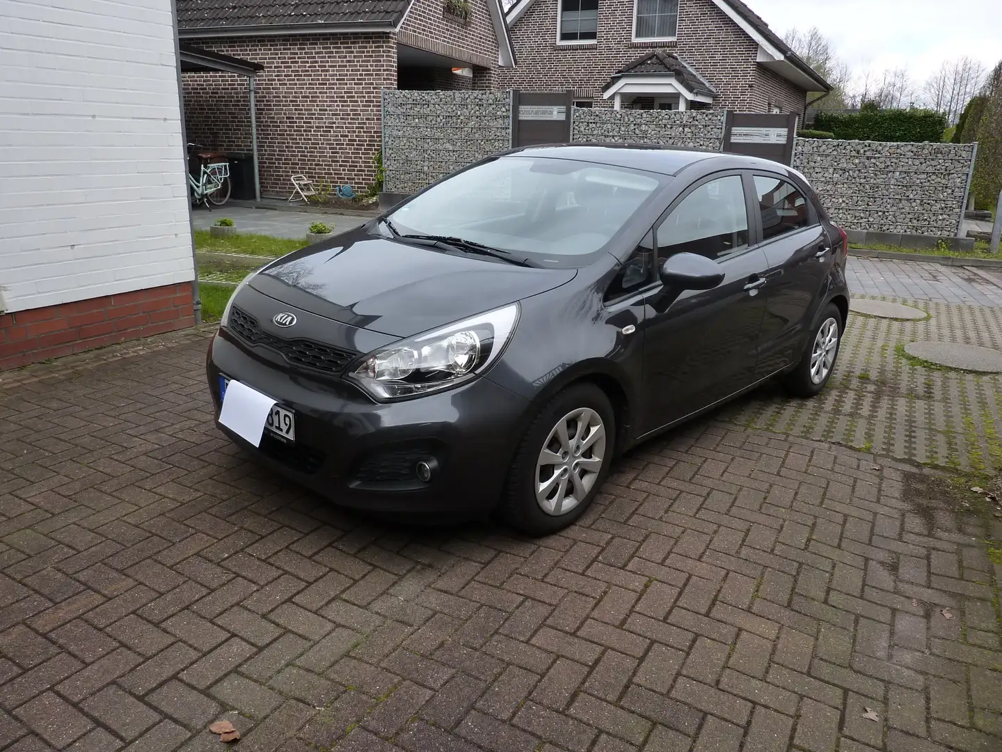 Kia Rio Rio 1.2 Edition 7 Grau - 1