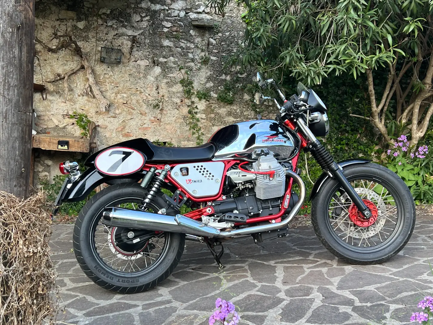 Moto Guzzi V 7 V7 Racer 2012 Argent - 1